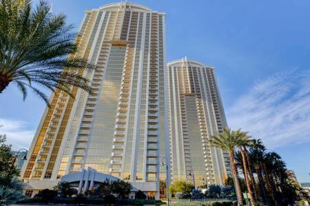 Mgm Signature-15-717 F1 Track & Strip View Balcony Сasa de vacaciones Las Vegas