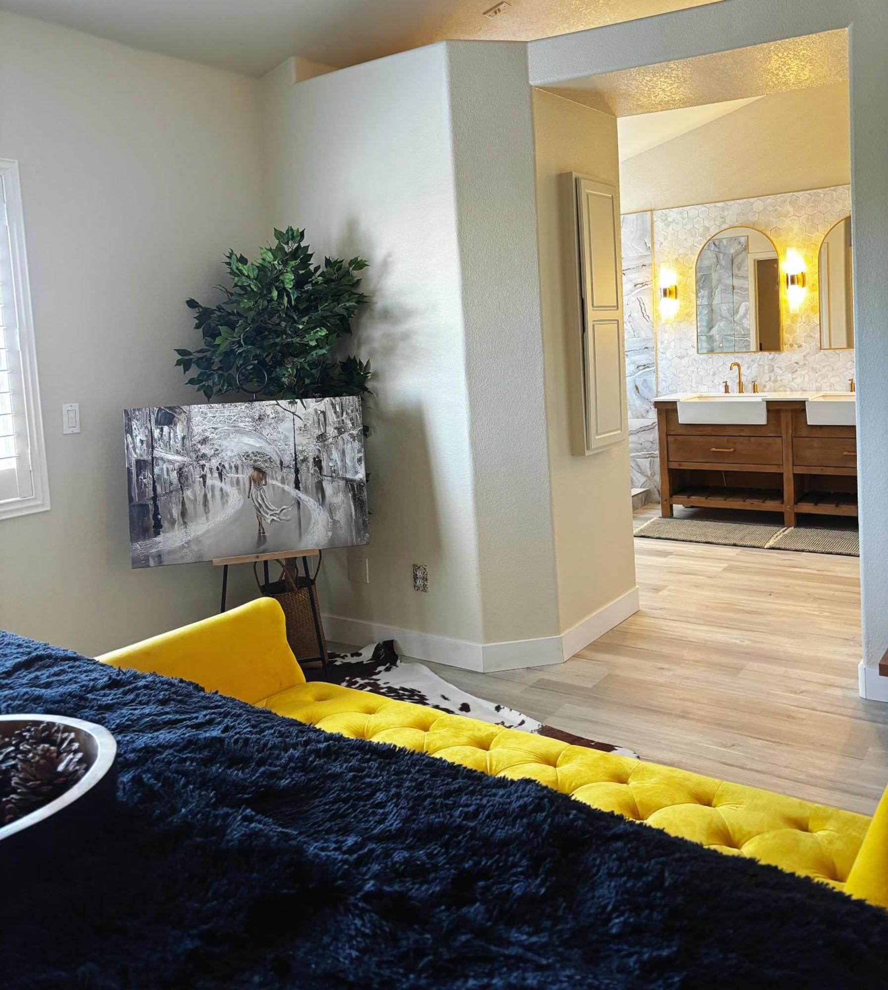 Fragrant Finnish Sauna & Cozy Pool With French 3br Villa *