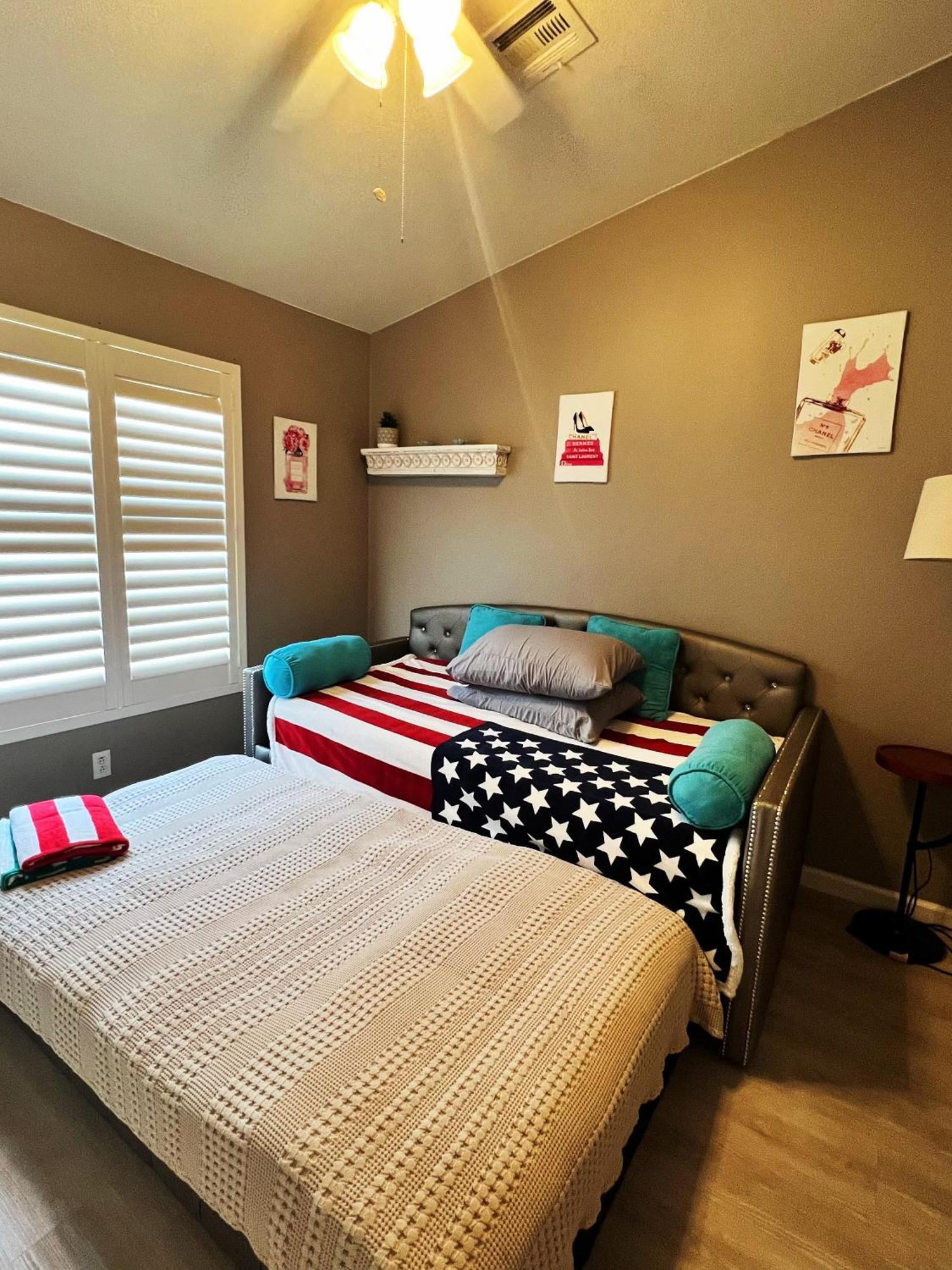 Villa Amazing Heated Pool And Private Hot Tub 3br In Heart Of Lv *