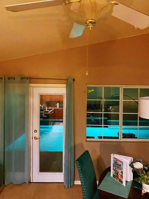 Amazing Heated Pool And Private Hot Tub 3br In Heart Of Lv Villa Las Vegas