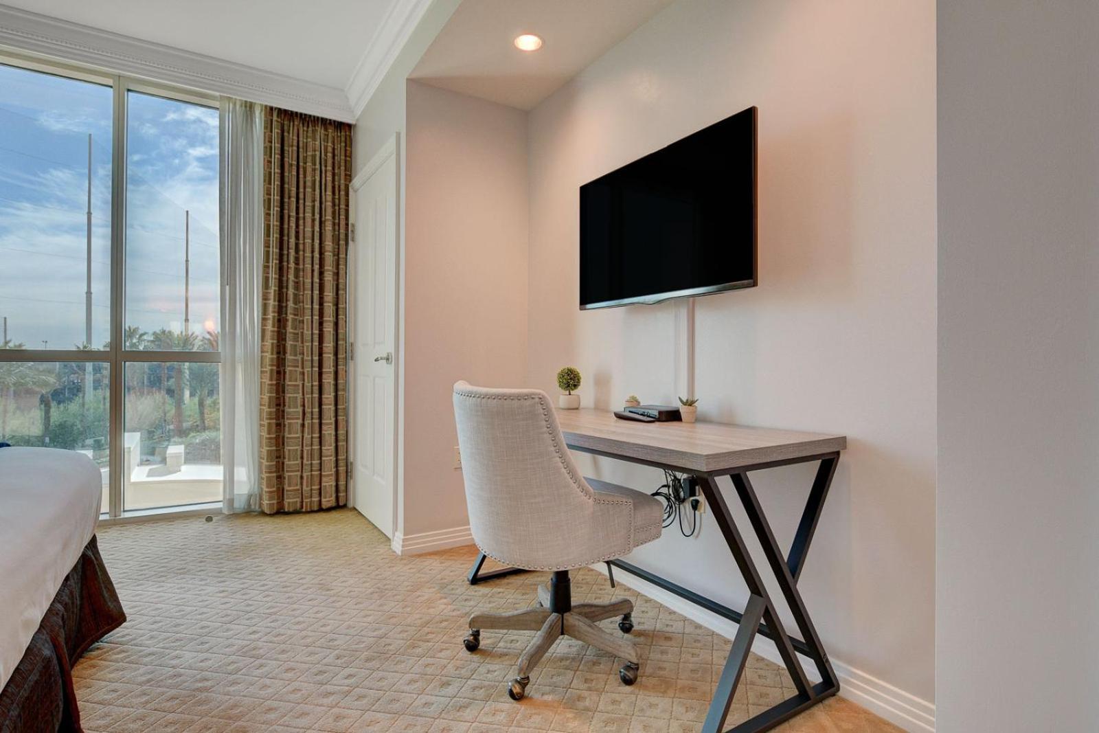 Serenity At Mgm Signature