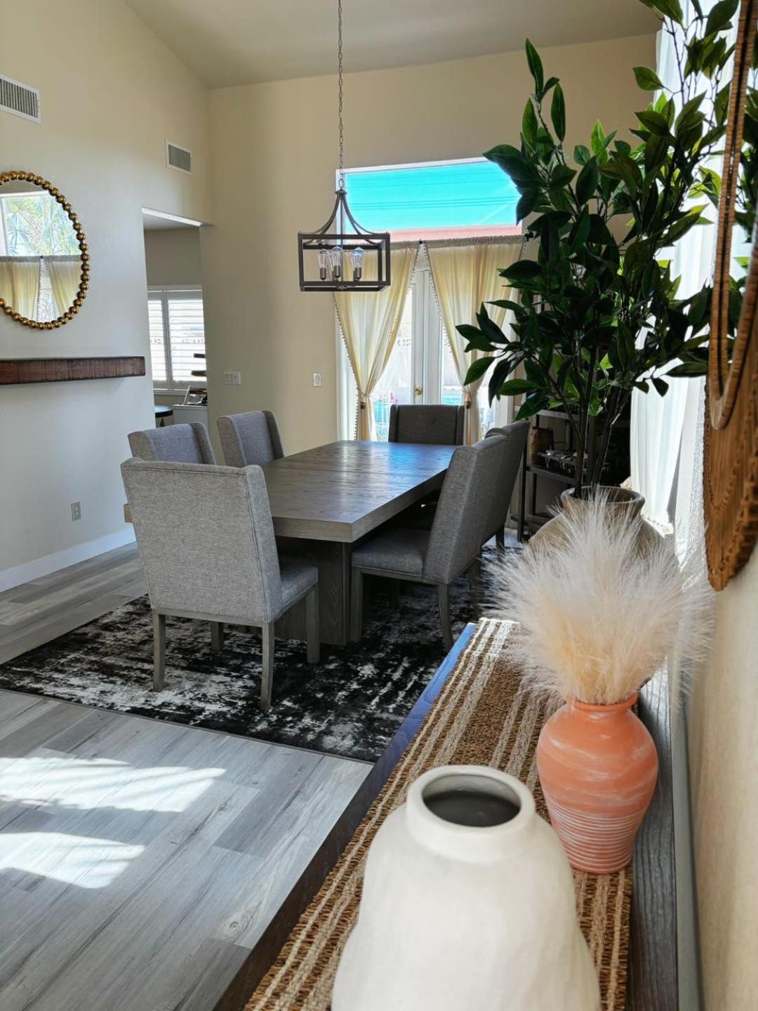 Villa Fragrant Finnish Sauna & Cozy Pool With French 3br Las Vegas