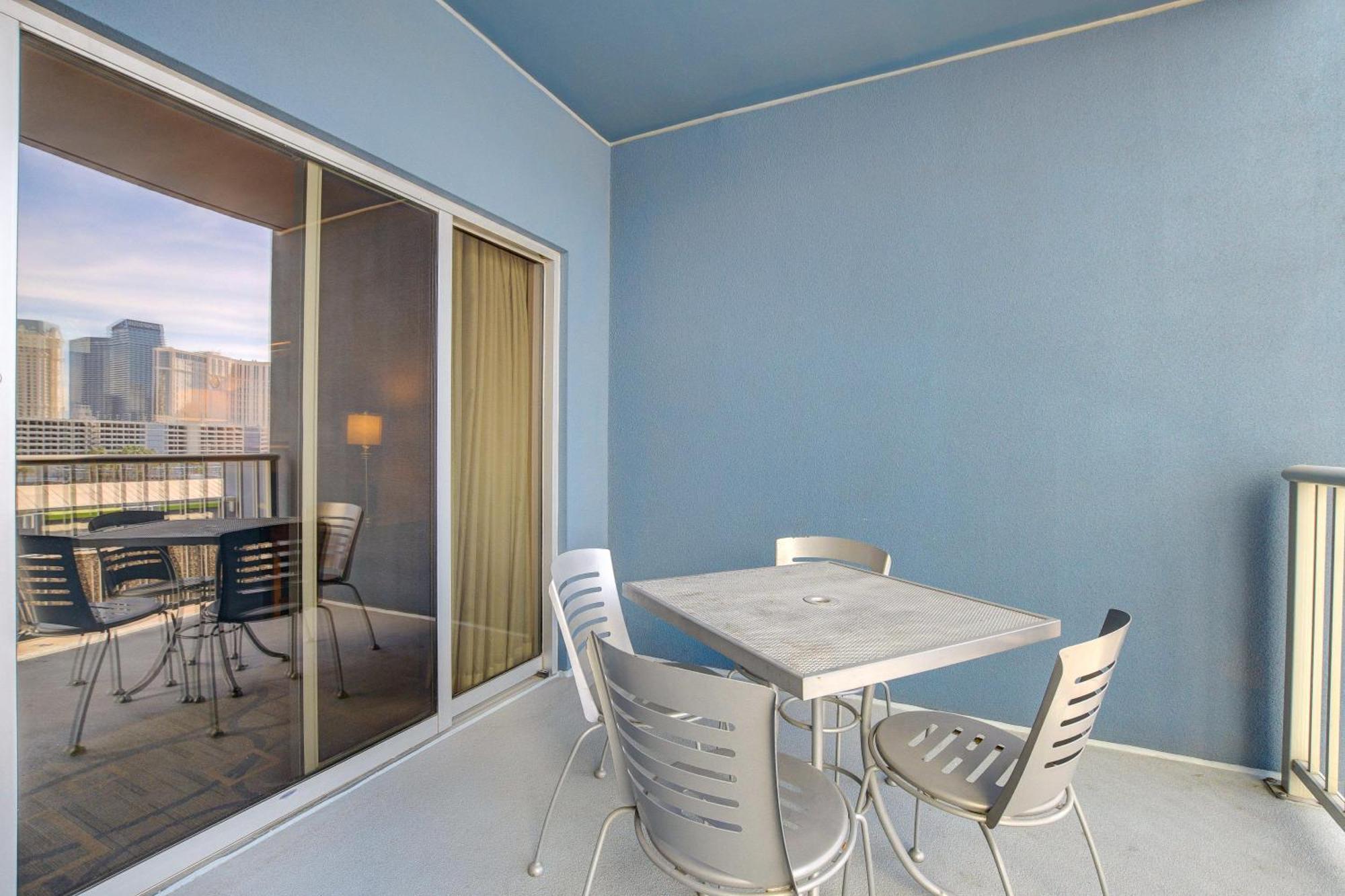 Luxury 1bd/1bth At Platinum *strip View Apartahotel *