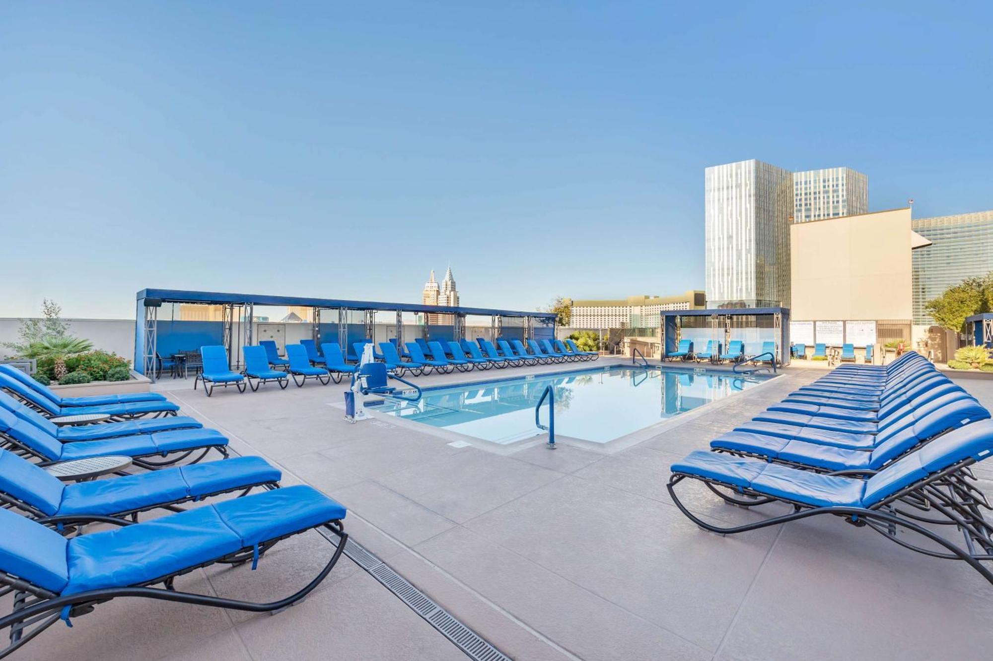 Hilton Vacation Club Polo Towers Vegas Hotel 3*