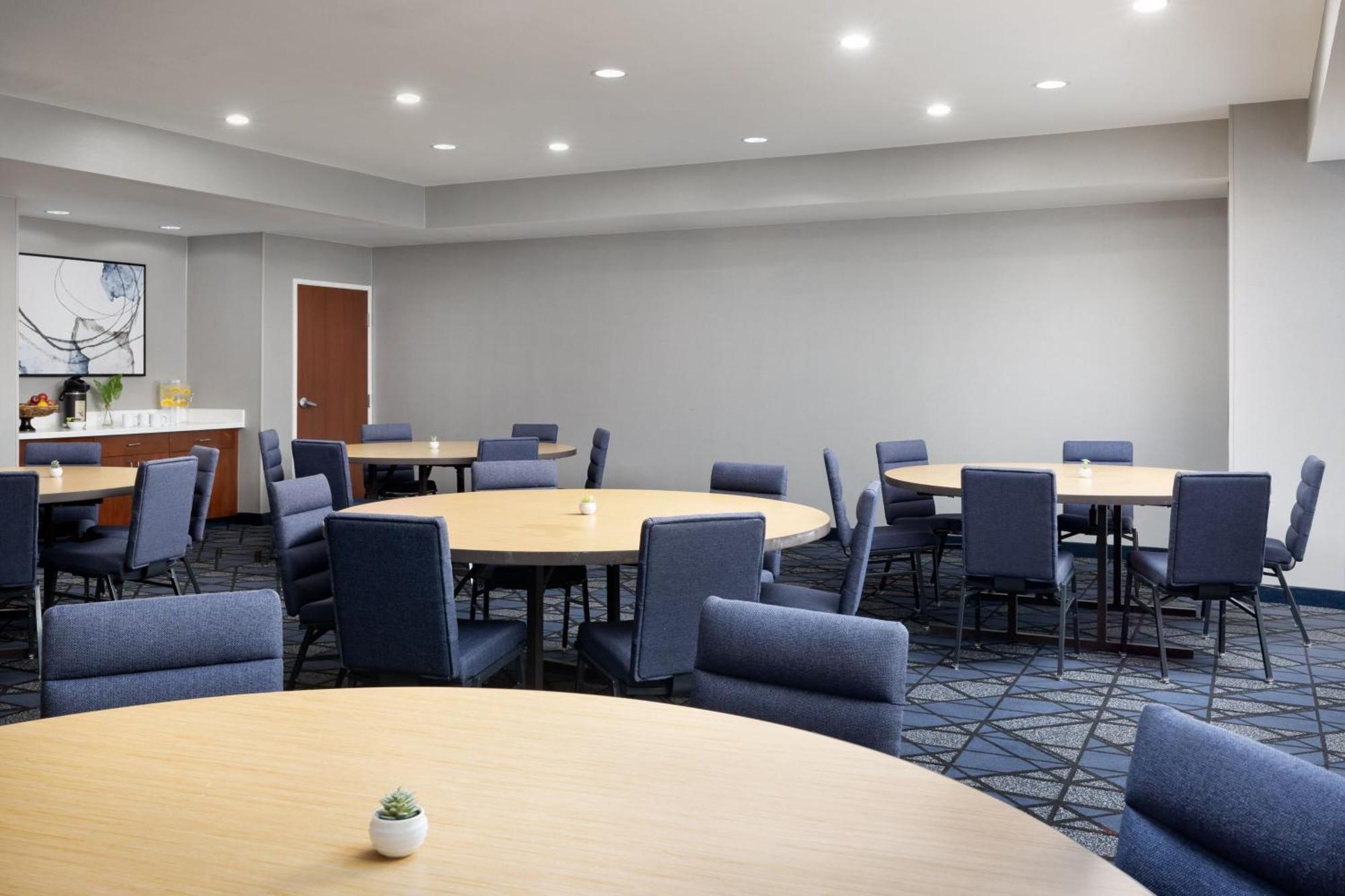 Courtyard By Marriott Vegas Stadium Area Hotel Las Vegas