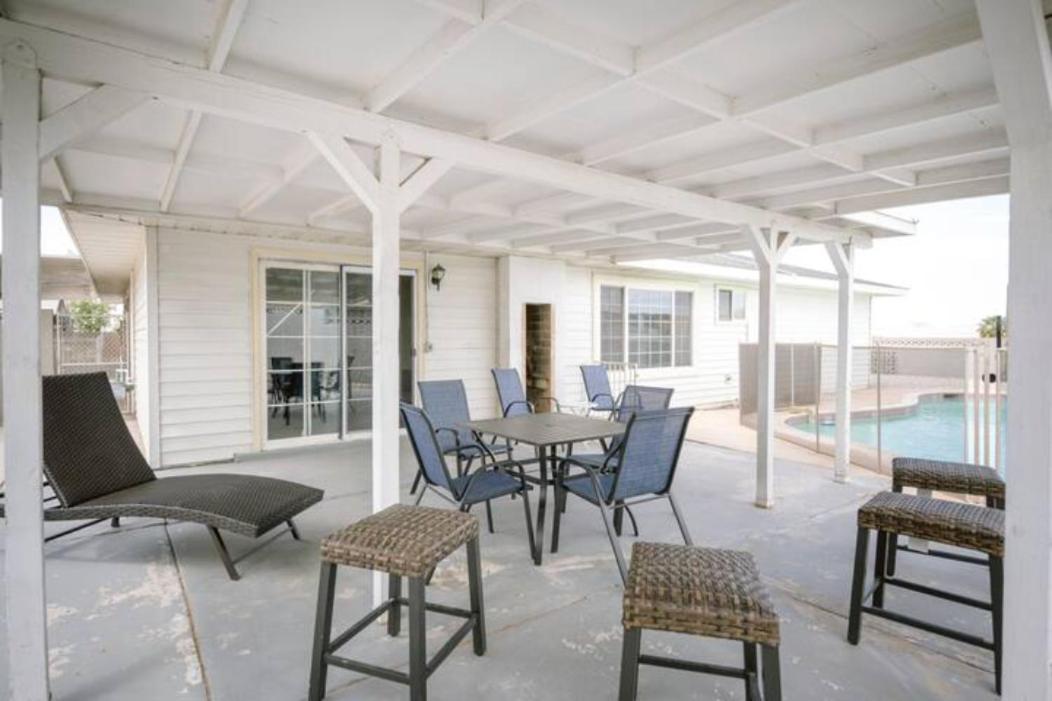 Pool 4 Bedroom 2 Bath Close To Strip Las Vegas