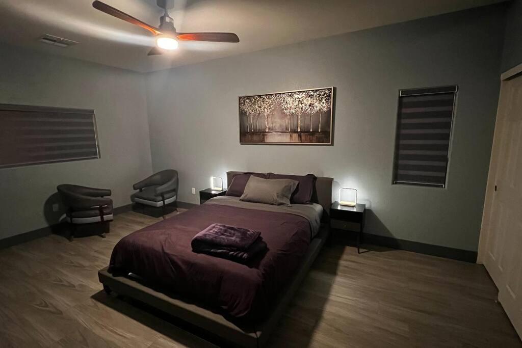 Family Friendly Contemporary House With Pool * Las Vegas