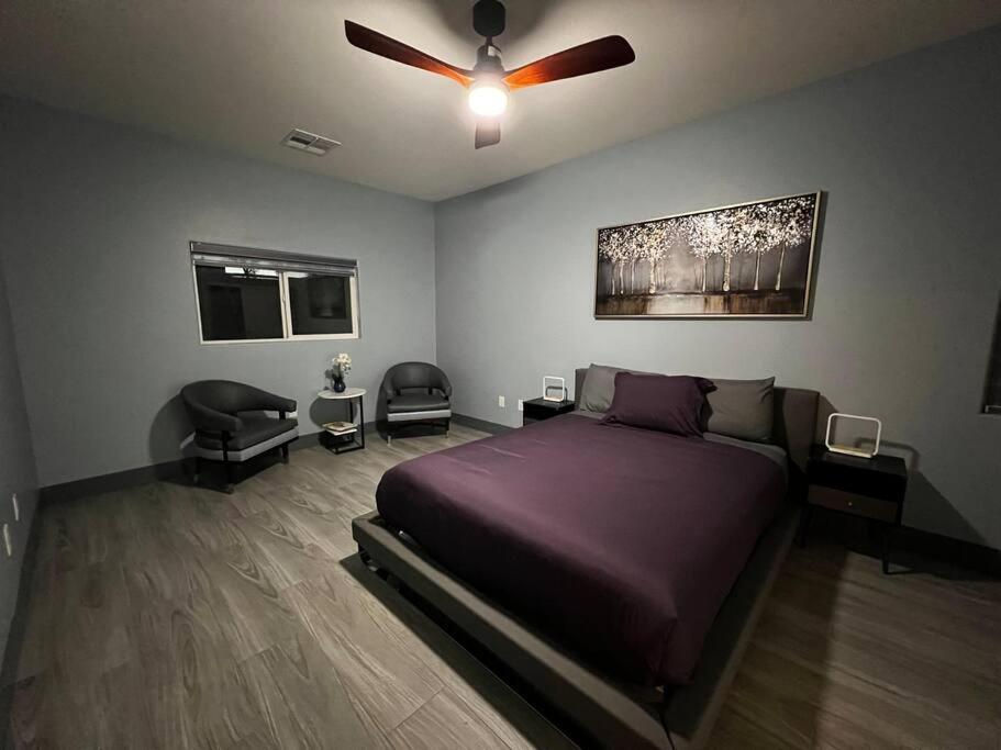 Family Friendly Contemporary House With Pool Las Vegas