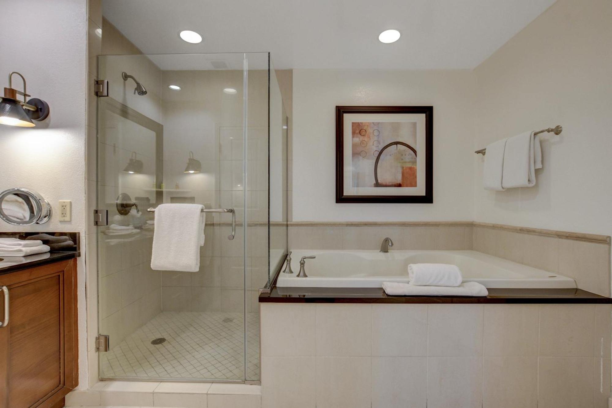 Blu Cashmere * Mgm Signature 23rd Flr W/balcony Strip View Apartahotel Las Vegas