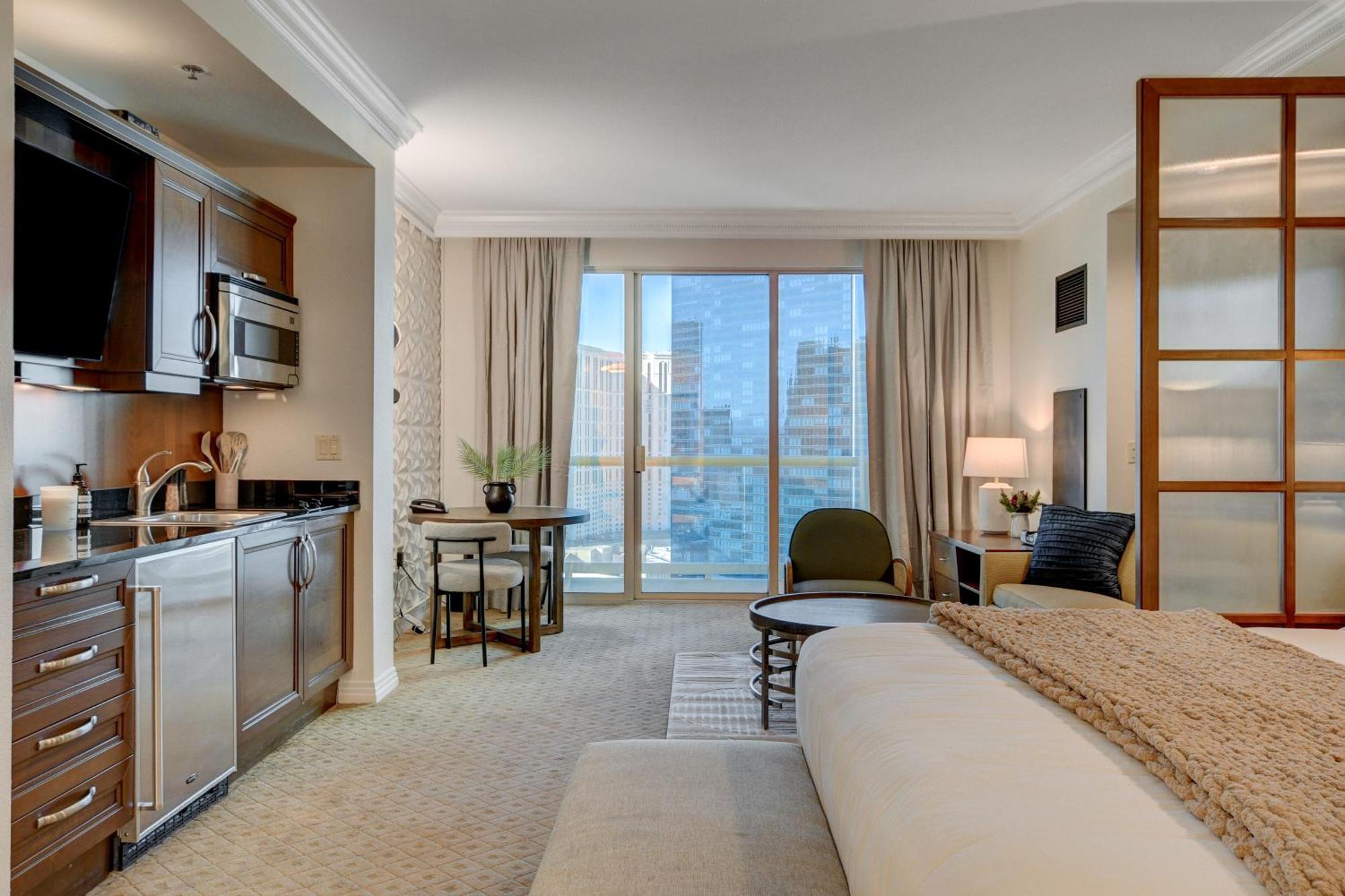 Blu Cashmere * Mgm Signature 23rd Flr W/balcony Strip View * Las Vegas