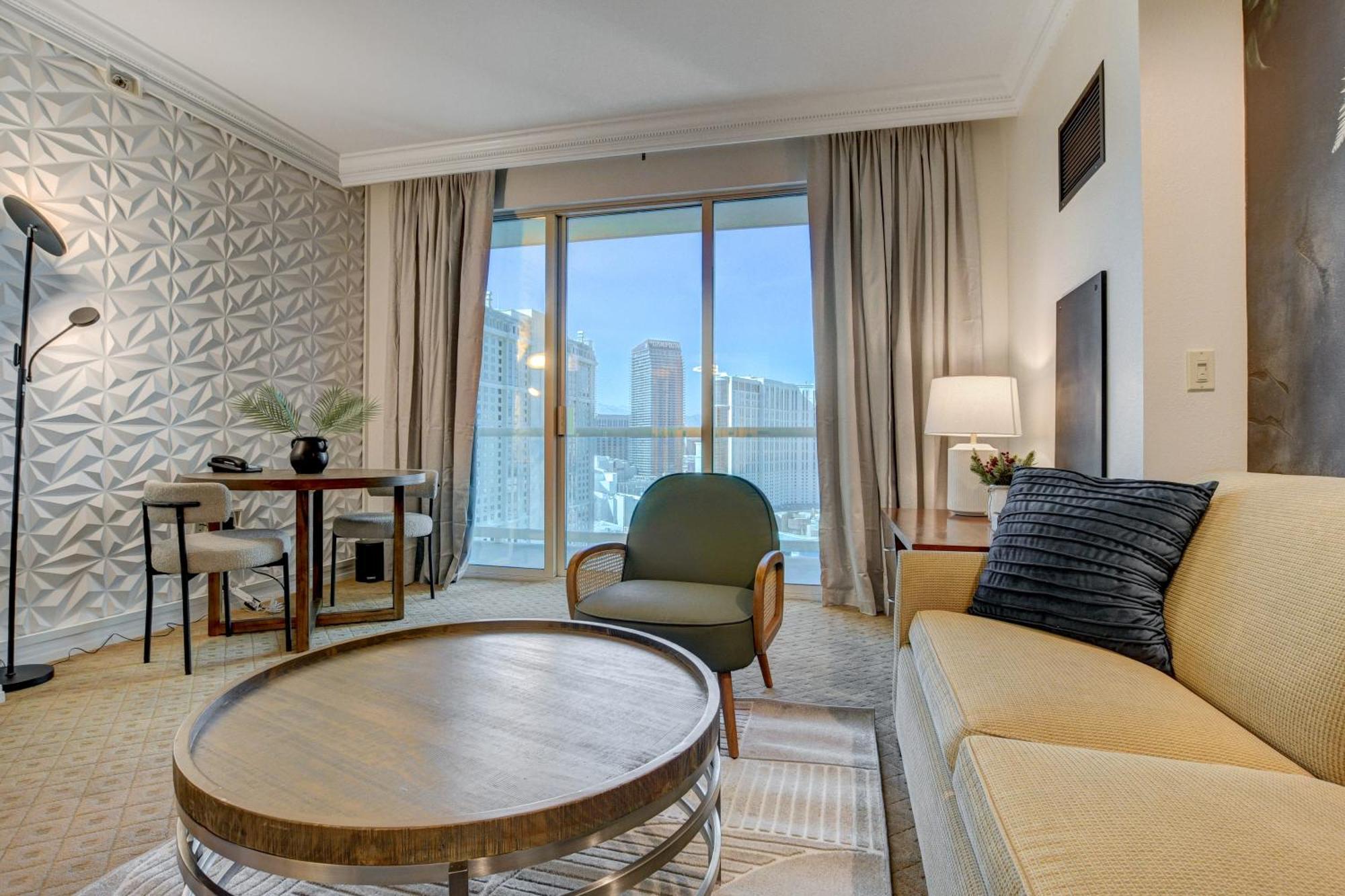 Blu Cashmere * Mgm Signature 23rd Flr W/balcony Strip View Apartahotel