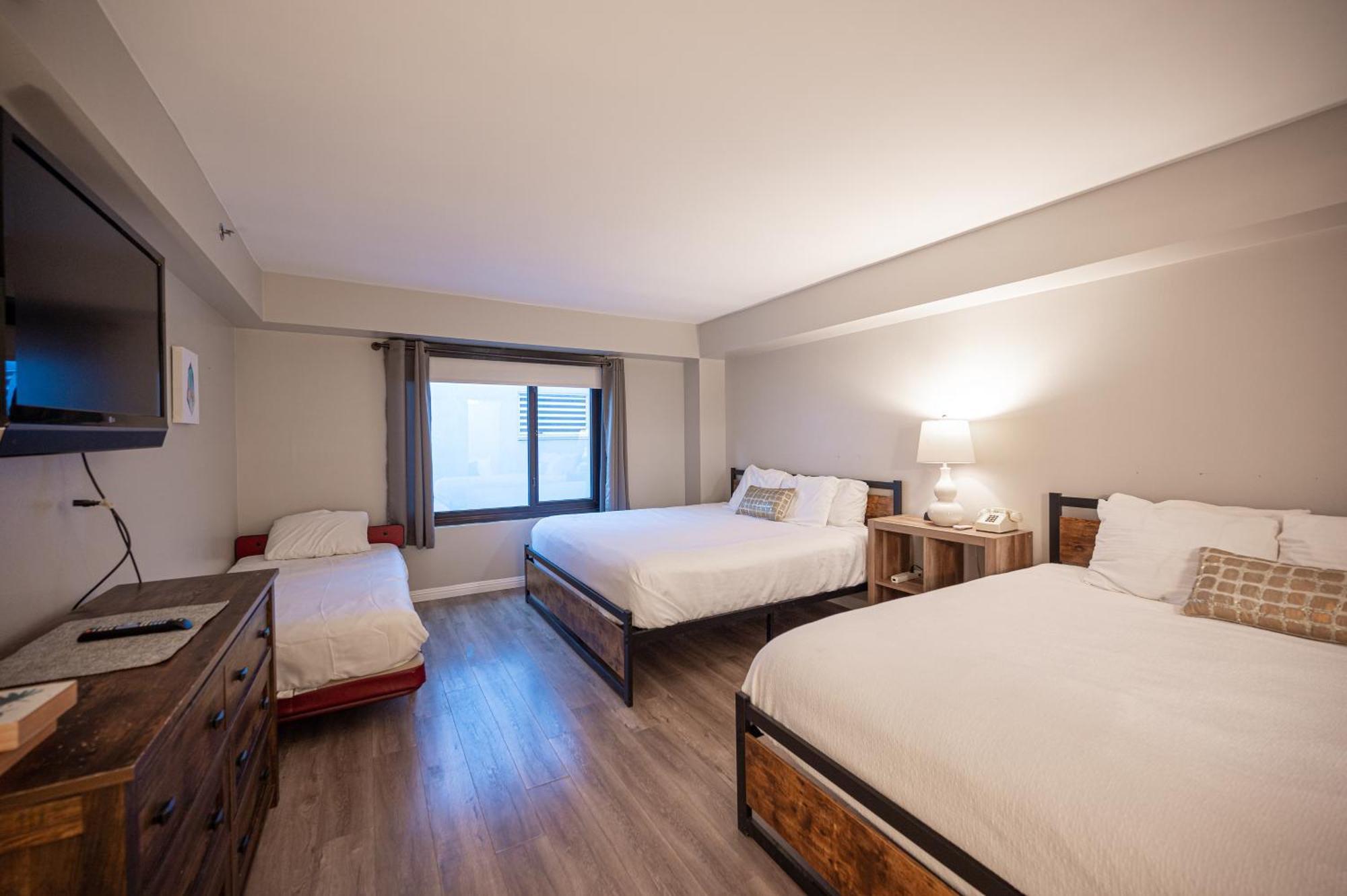 Together On The Strip - 2 Bedroom 976 *