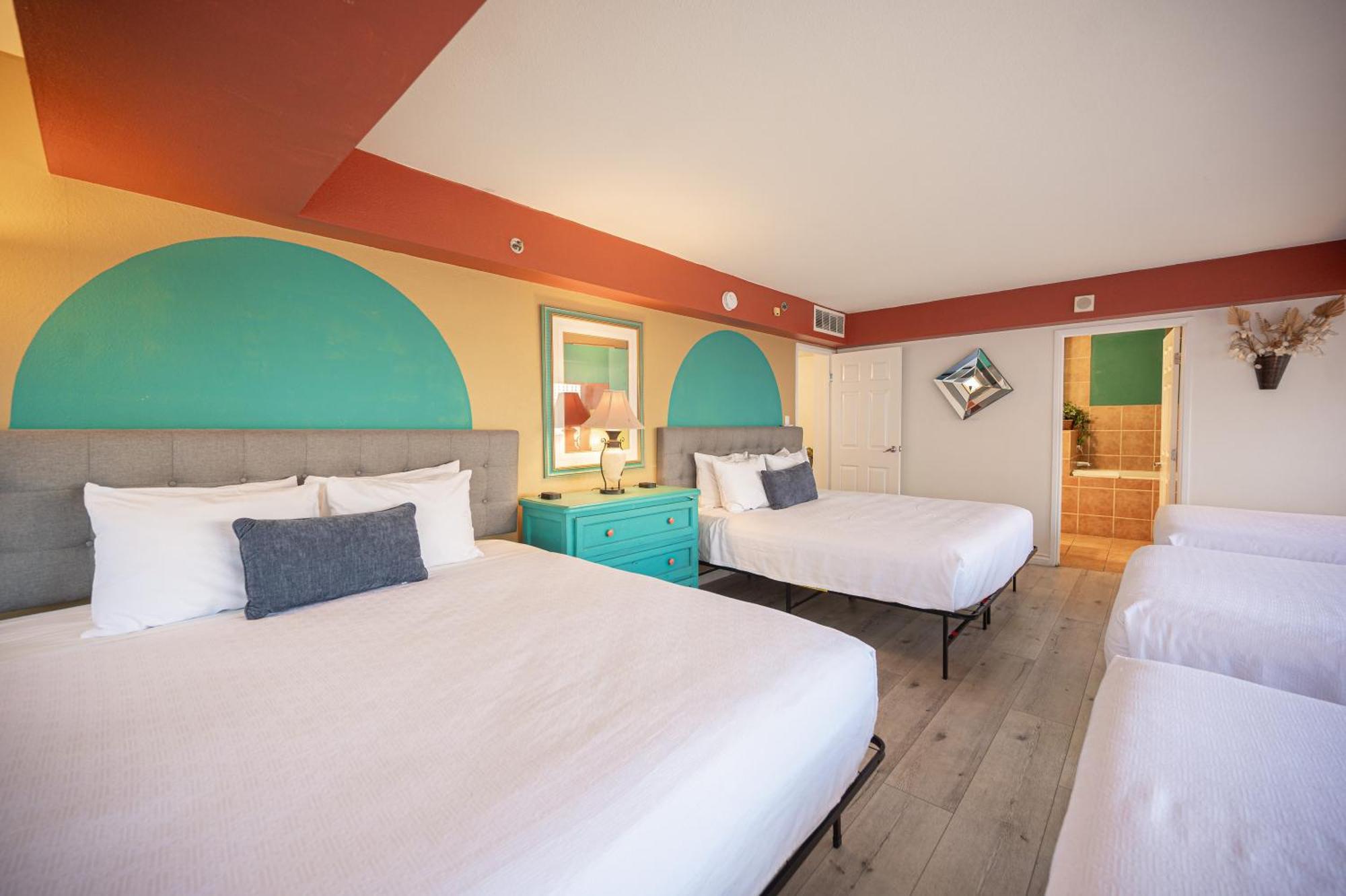 Staytogethersuites - Penthouse On The Strip Apartahotel