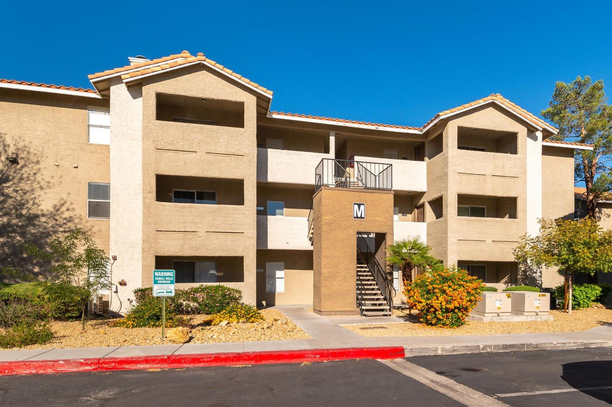 Stylish, Cozy 2br,2ba Near Rio, Vegas Luxury * Las Vegas