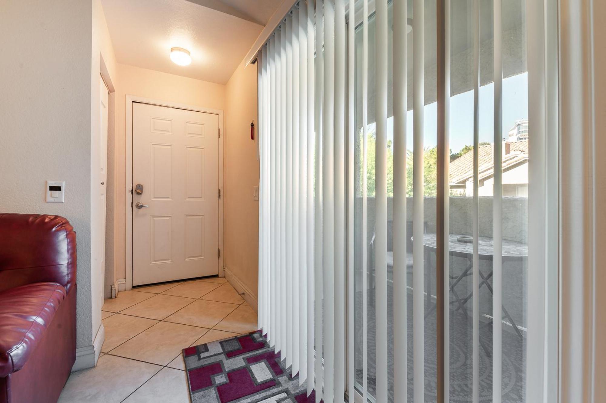 Stylish, Cozy 2br,2ba Near Rio, Vegas Luxury Las Vegas