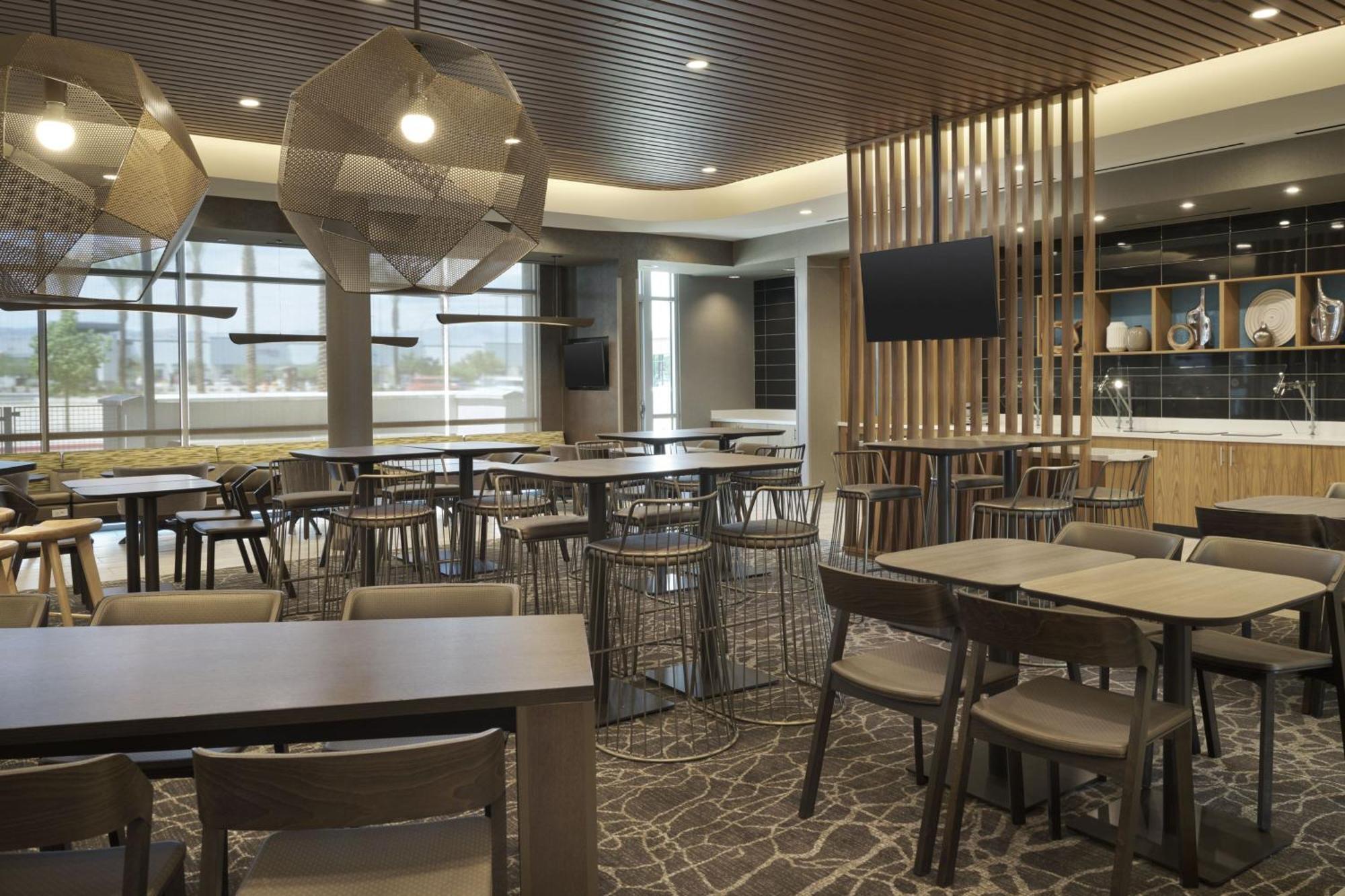 Hotel Springhill By Marriott Vegas Airport *