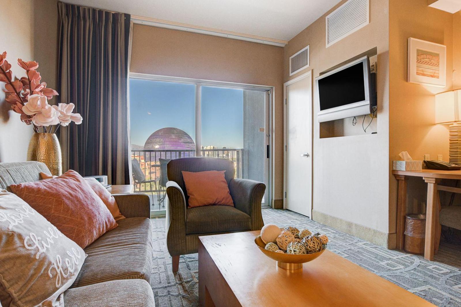 Apartahotel Modern Oasis Steps Away From The Vegas Strip