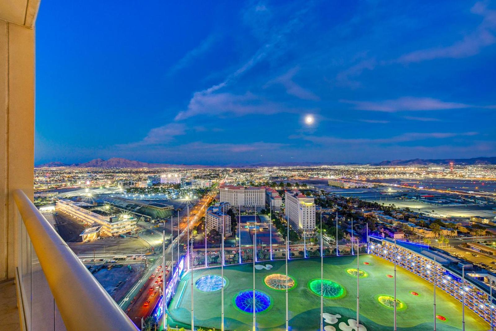 Luxurious 1 Bd/2bth Premium Mgm Signature W/balcony Apartahotel *