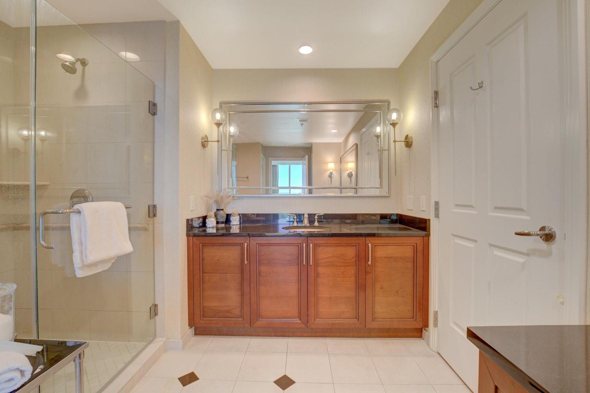 Luxurious 1 Bd/2bth Premium Mgm Signature W/balcony Las Vegas