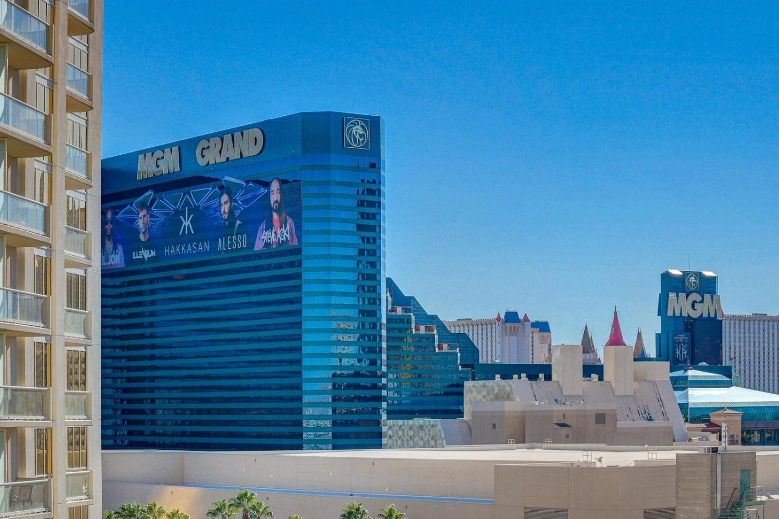 Luxe 702 Mgm Signature With Balcony * Las Vegas