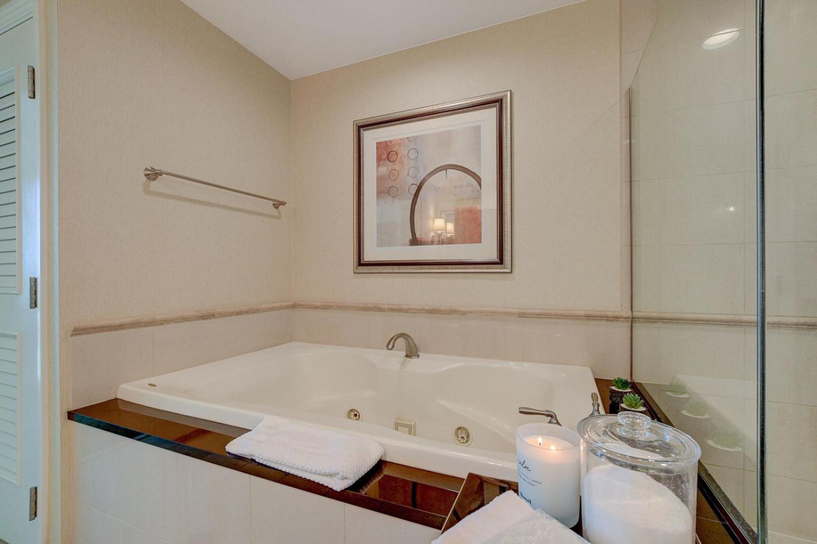Luxe 702 Mgm Signature With Balcony Apartahotel