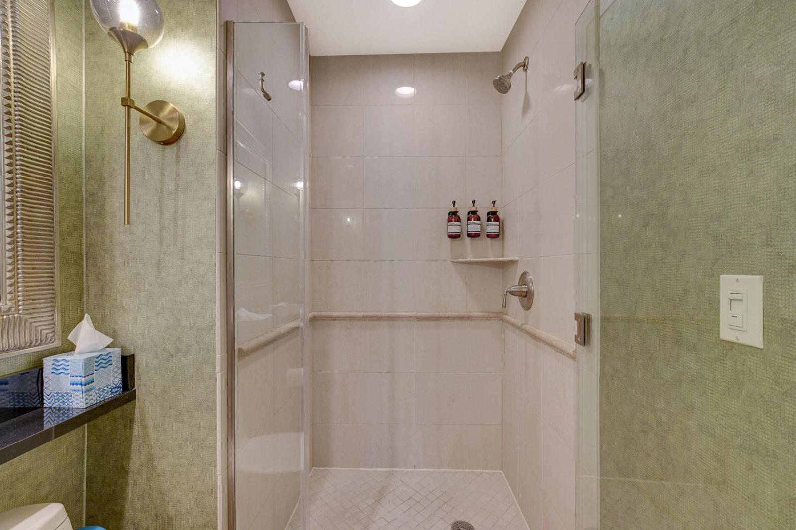 Luxe 702 Mgm Signature With Balcony Apartahotel Las Vegas
