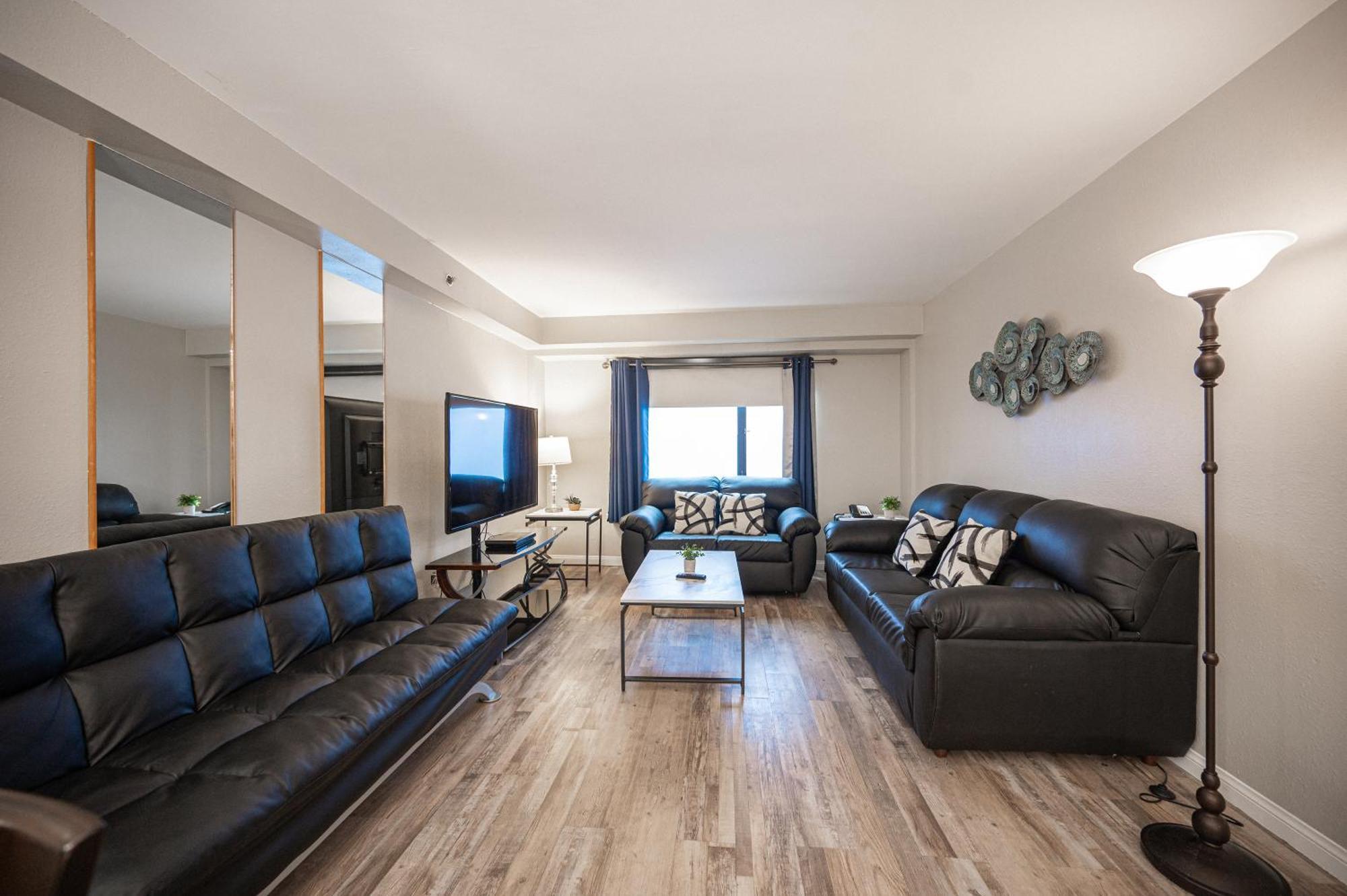 Together On The Strip - 2 Bedroom 926