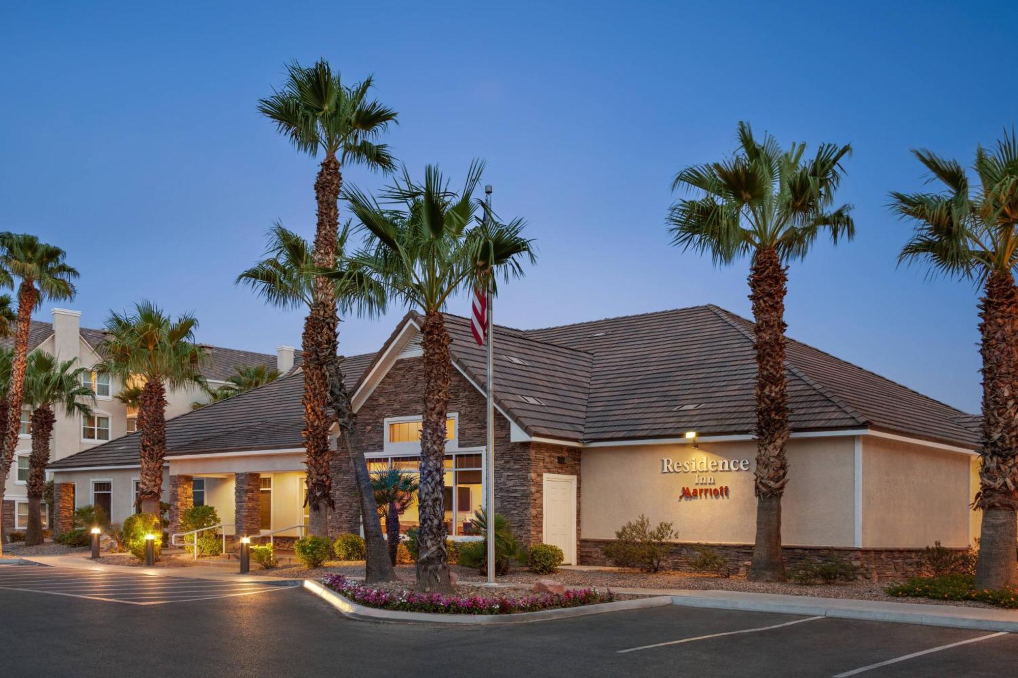 By Marriott Vegas Stadium Area Hotel 3*