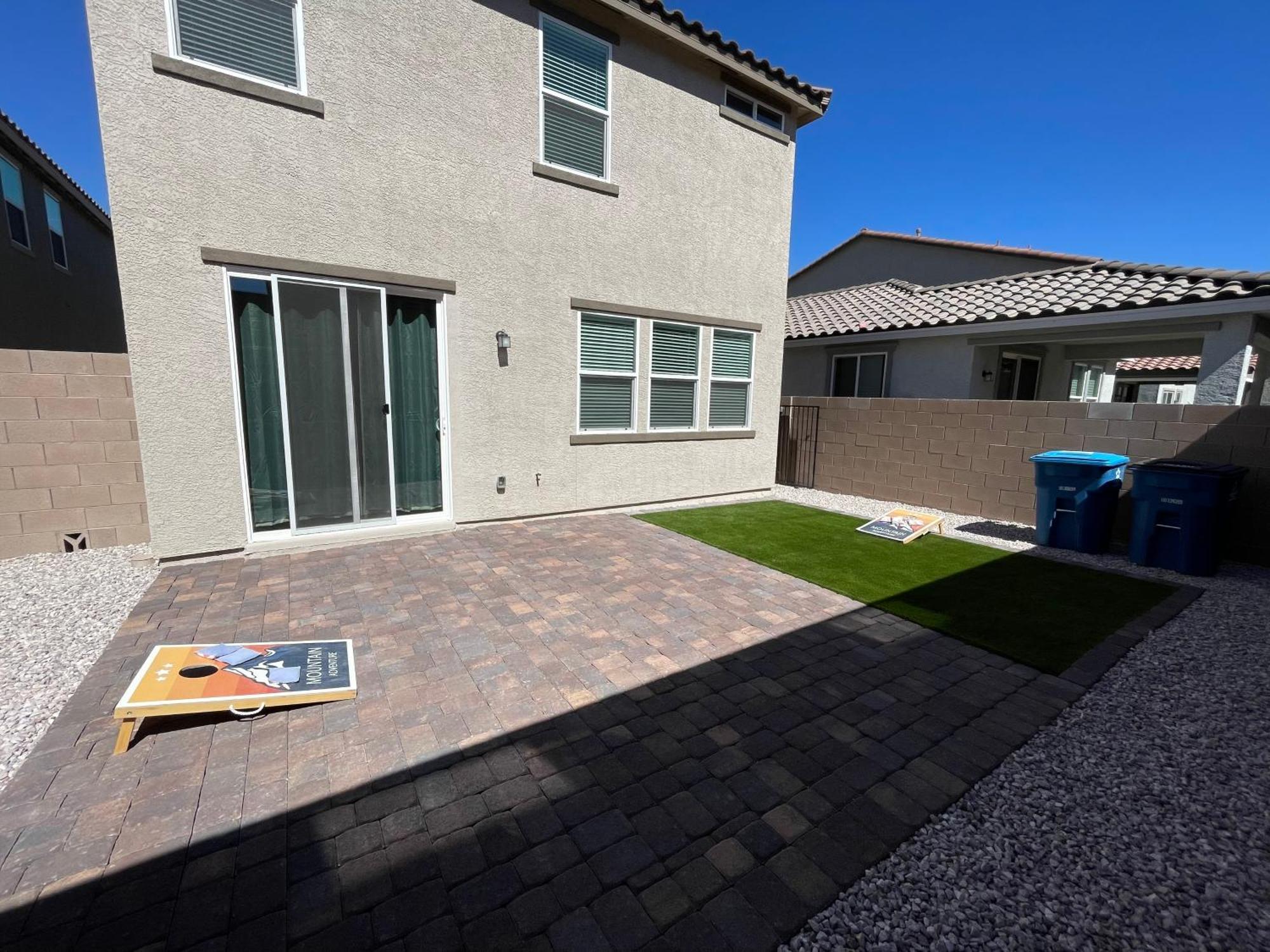 Spacious House, 5 Bedrooms, Sleeps 12, Near Vegas Strip And Airport * Las Vegas