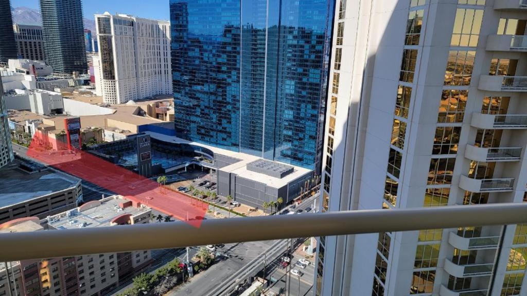 Mgm Signature Ph 30th Floor Deluxe Strip Facing With Balcony Apartahotel Las Vegas