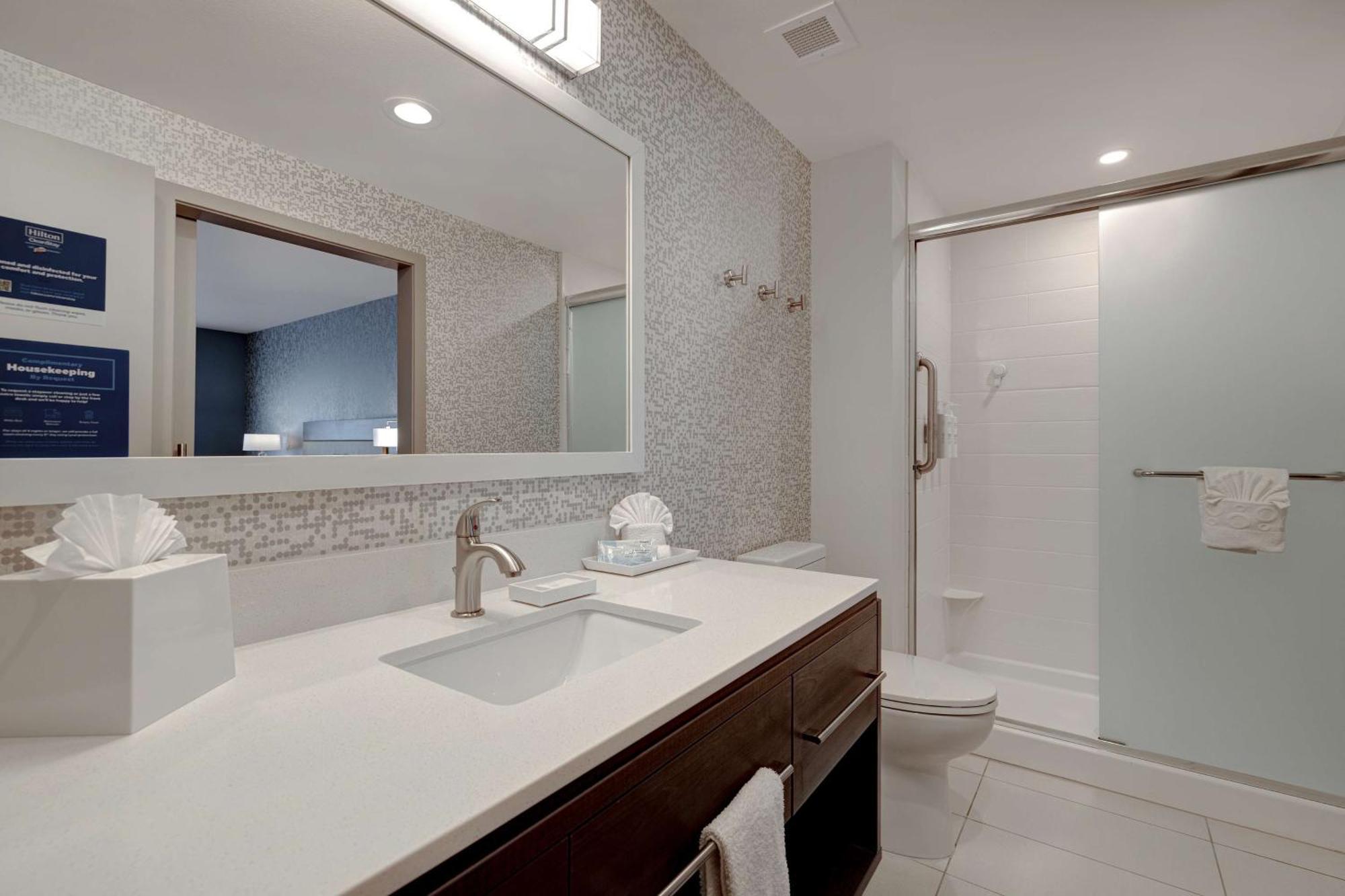 Home2 By Hilton Vegas Northwest