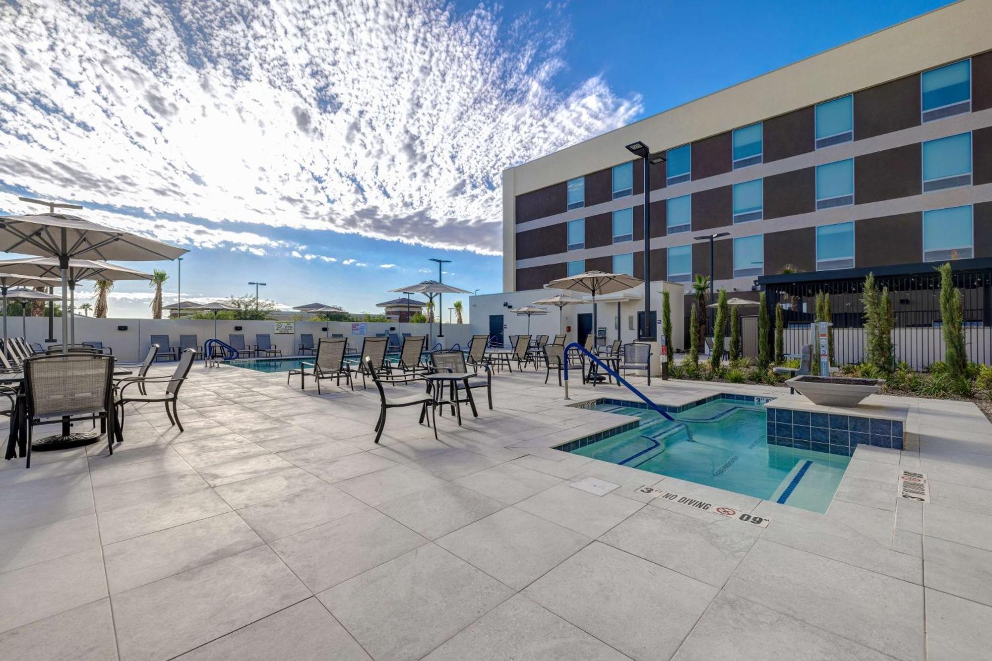 Hotel Home2 By Hilton Vegas Northwest