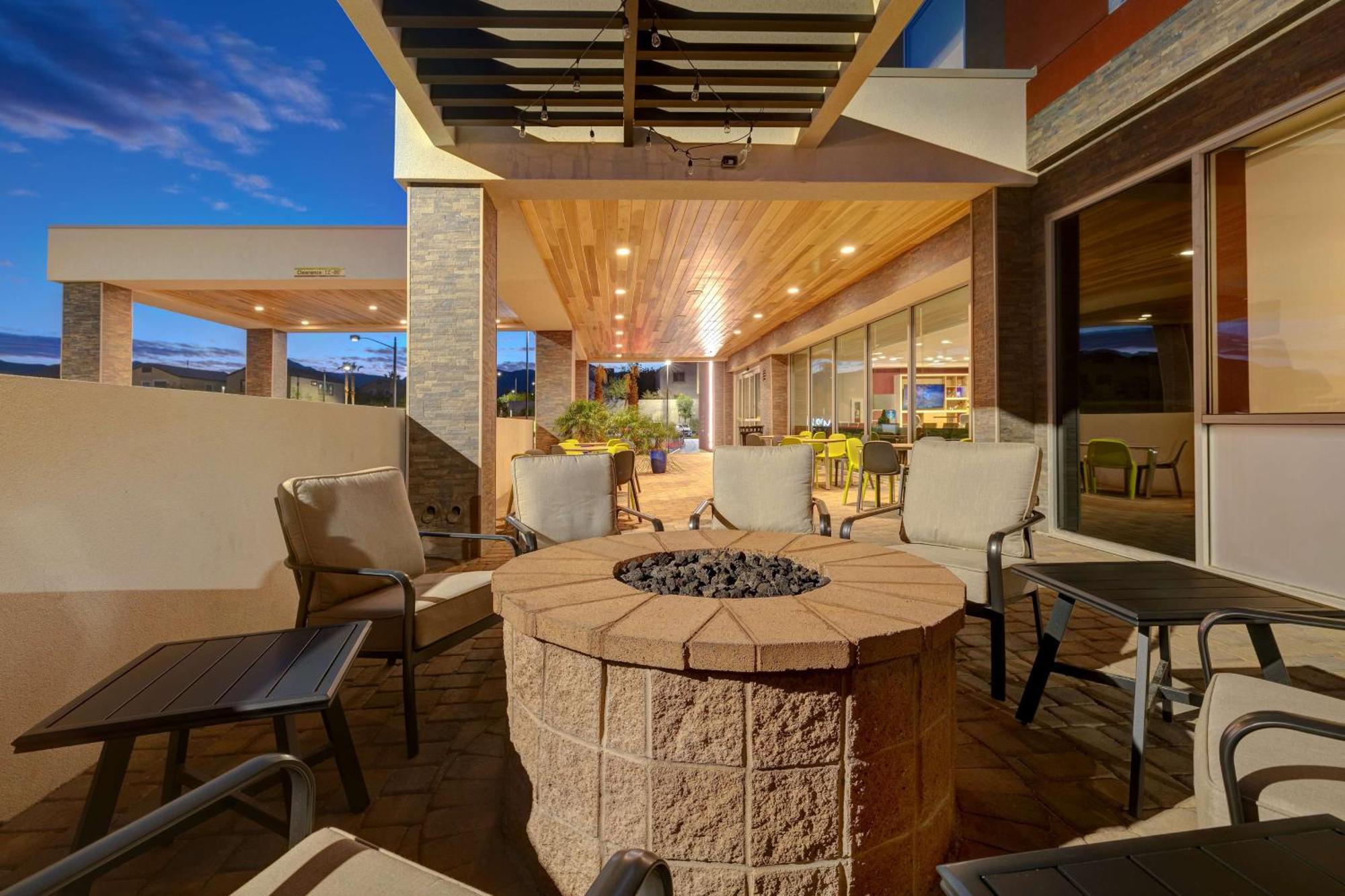 Home2 By Hilton Vegas Northwest Hotel Las Vegas