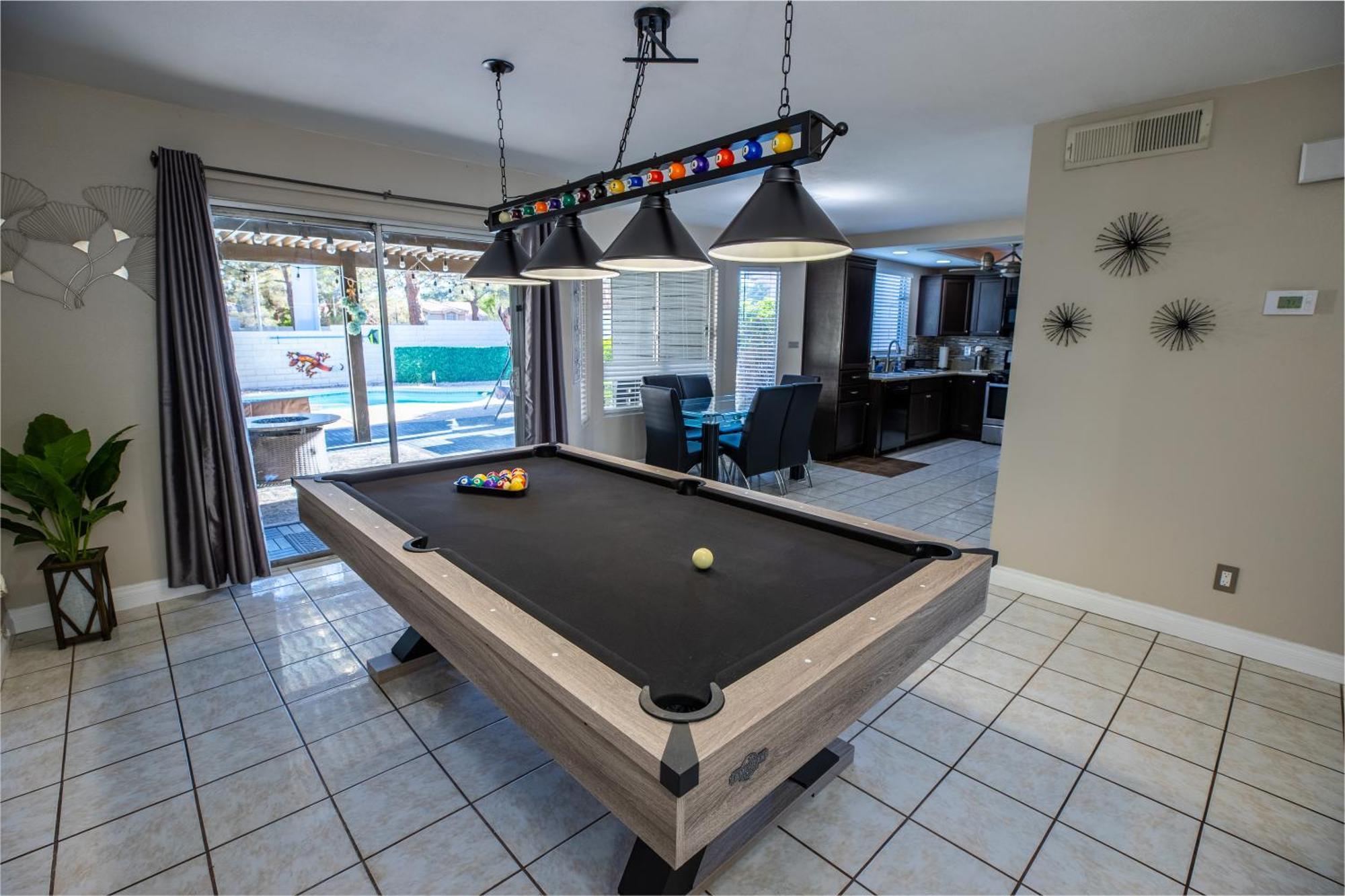 1800 Sqft House W/heated Pool Spa 13min From Strip *