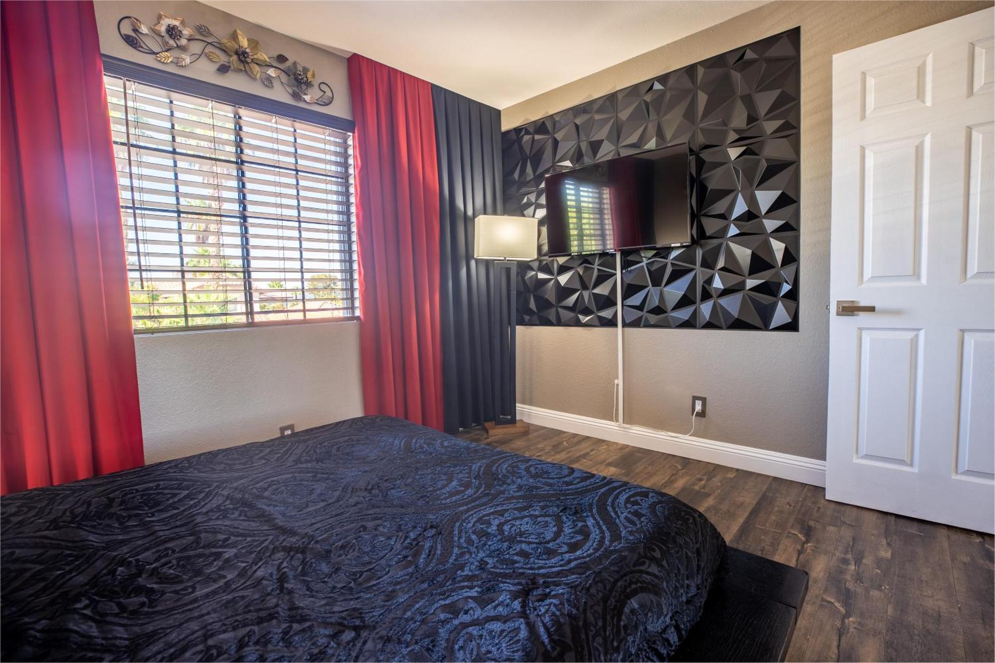 Сasa de vacaciones 1800 Sqft House W/heated Pool Spa 13min From Strip Las Vegas