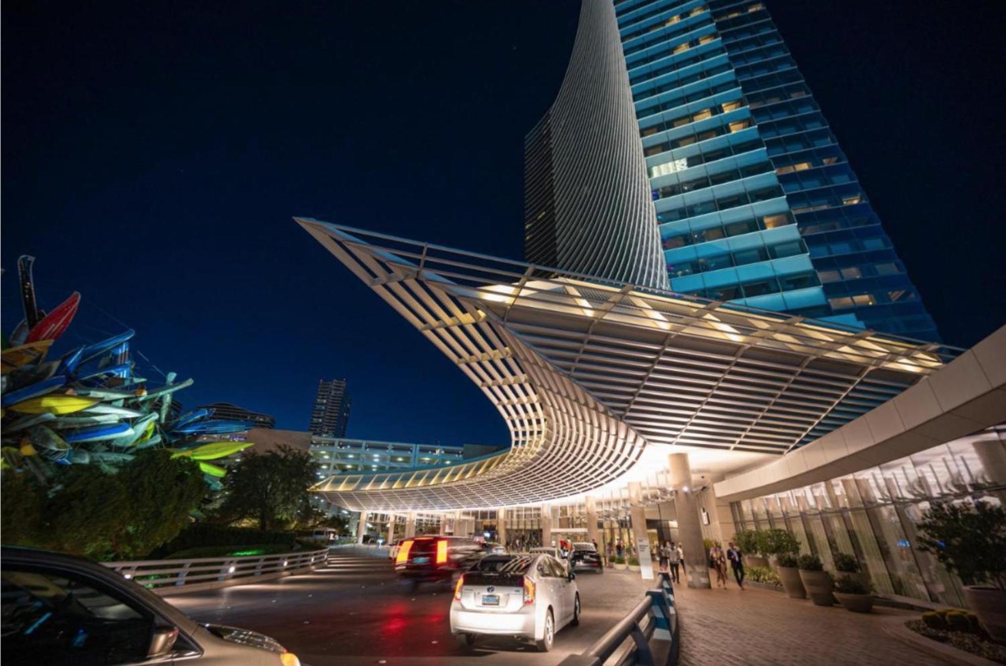 Vdara Beautiful On 22nd Flr Free Valet Parking Apartahotel