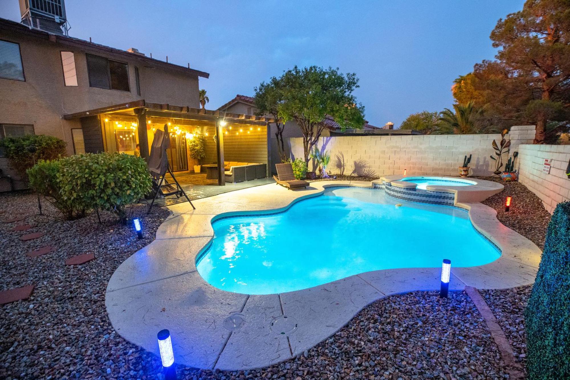 1800 Sqft House W/heated Pool Spa 13min From Strip *