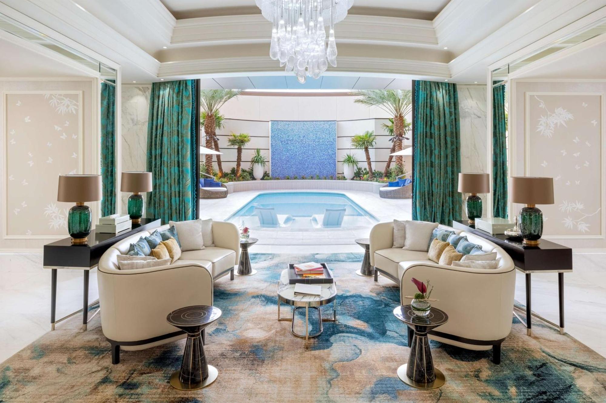 Crockfords Vegas, Lxr & At World Resort 5*