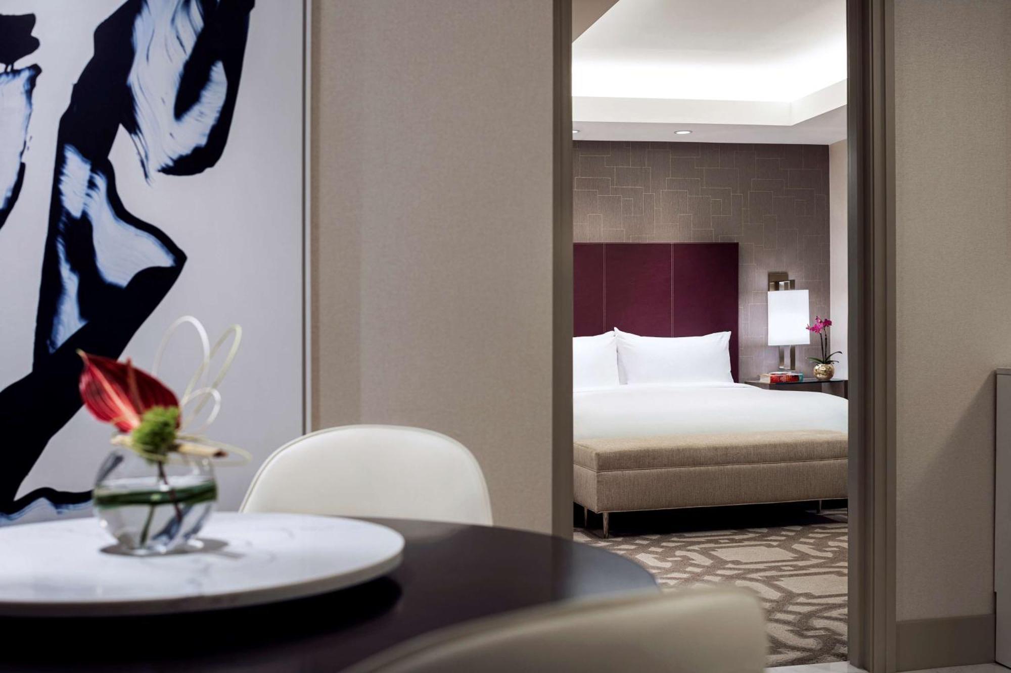 Resort Crockfords Vegas, Lxr & At World 5*