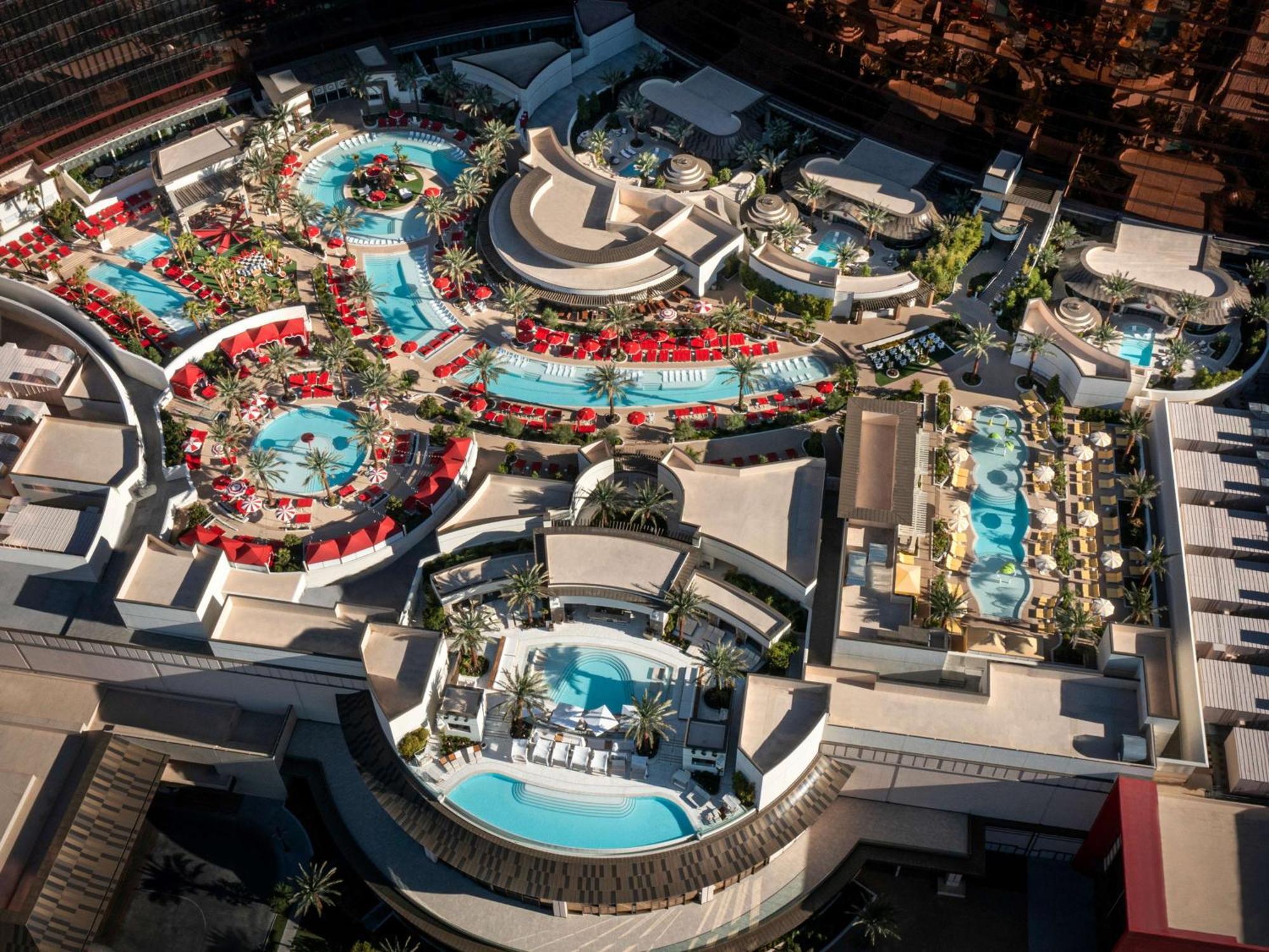 Crockfords Vegas, Lxr & At World Resort