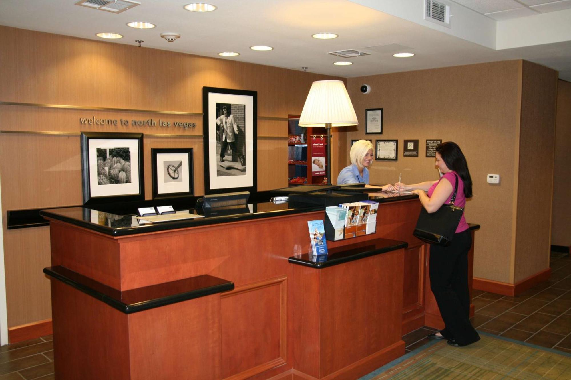 Hampton Vegas/north Speedway 3* Las Vegas