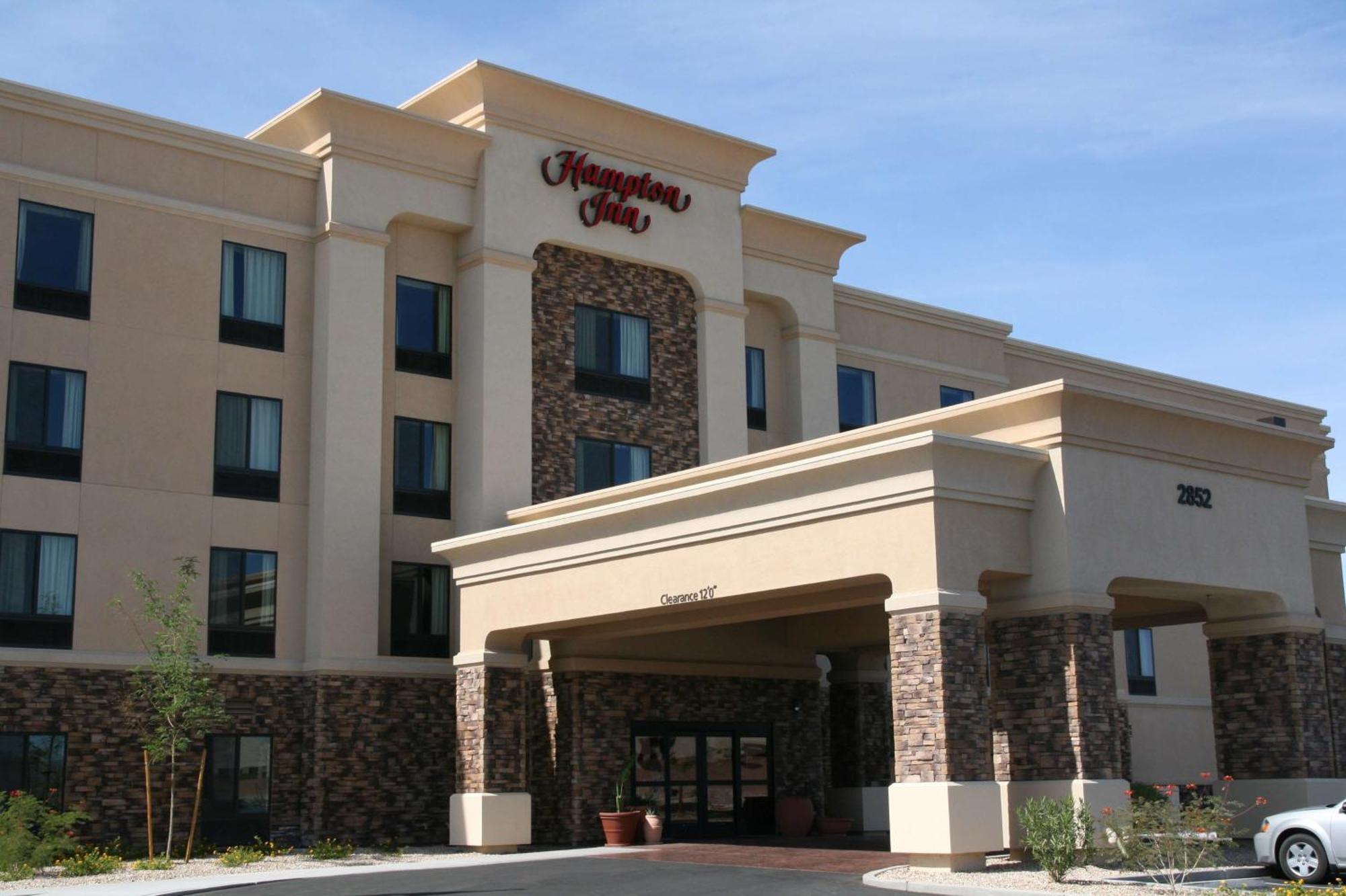 Hampton Vegas/north Speedway Hotel