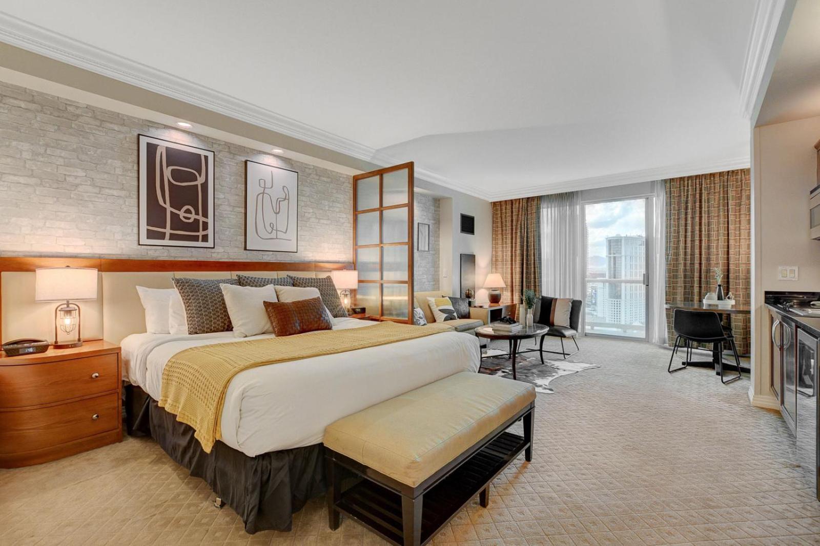 Premium Mgm Signature High Flr Balcony Strip View Apartahotel