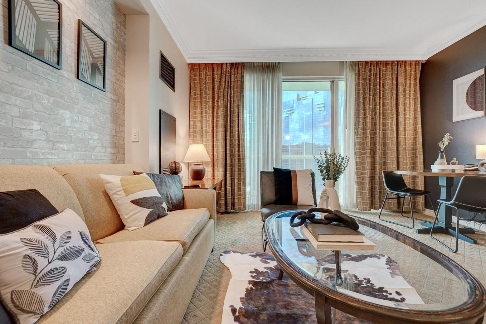 Premium Mgm Signature High Flr Balcony Strip View *