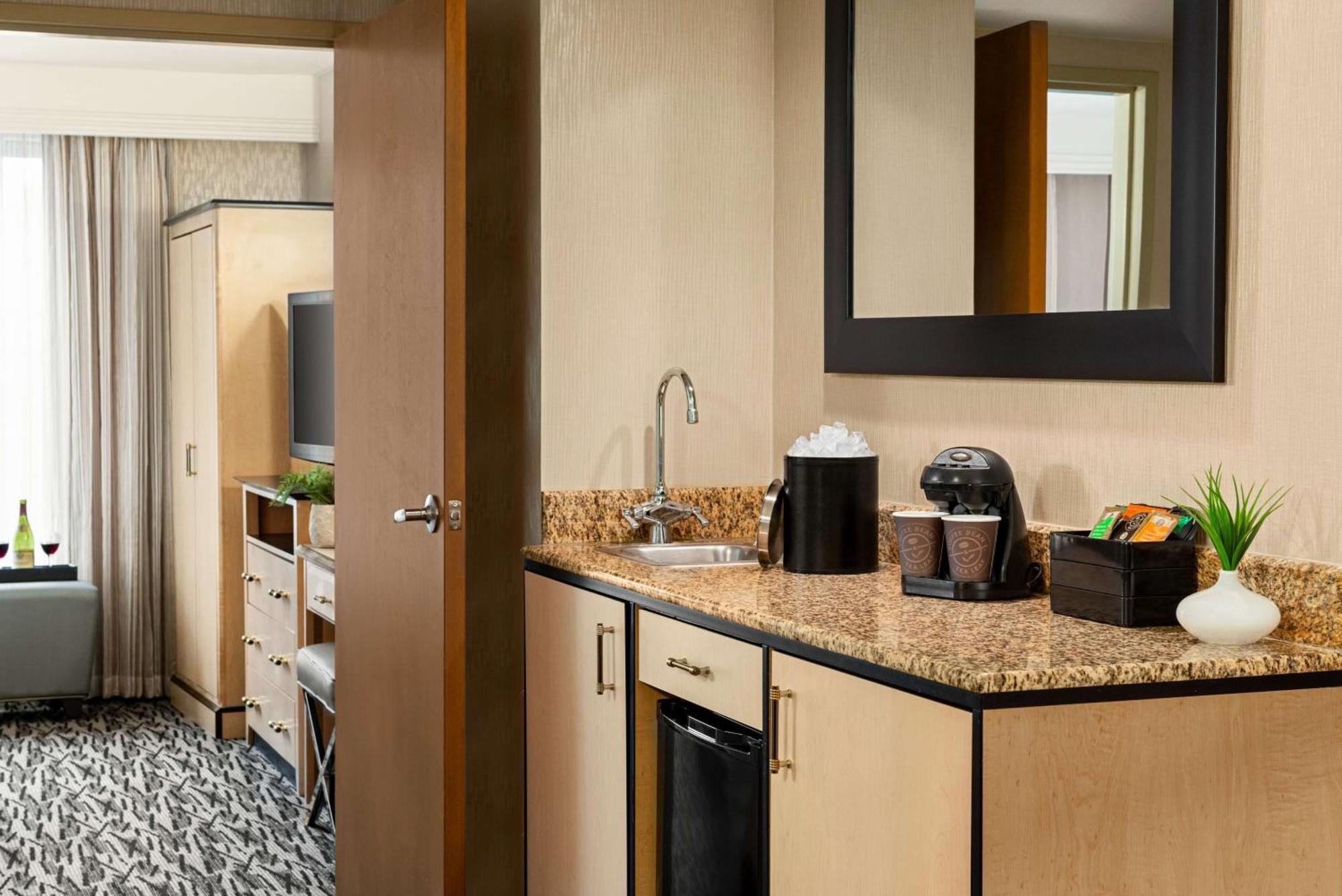 Embassy Vegas Convention Center Paradise Road 4* Las Vegas