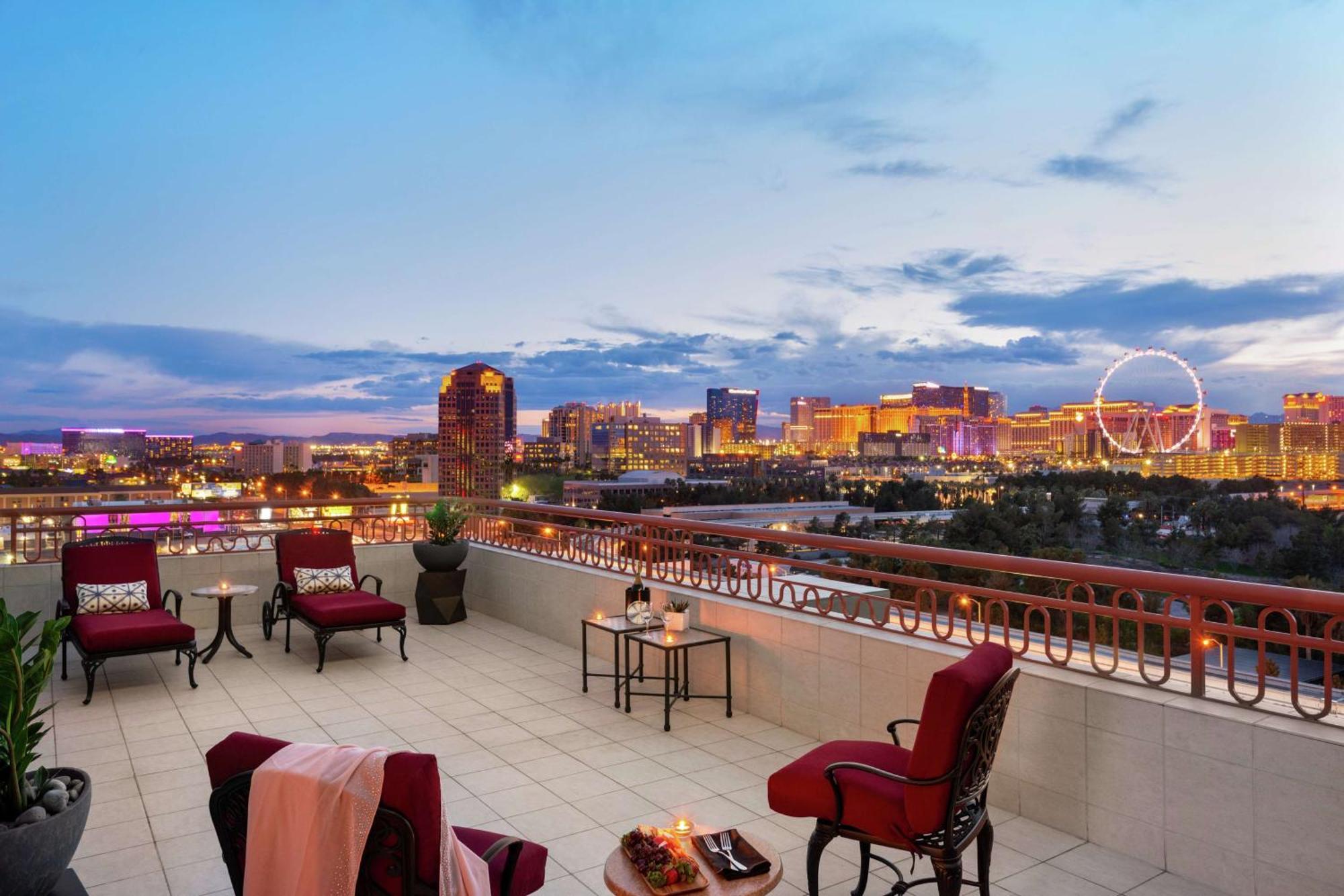 Hotel Embassy Vegas Convention Center Paradise Road 4*