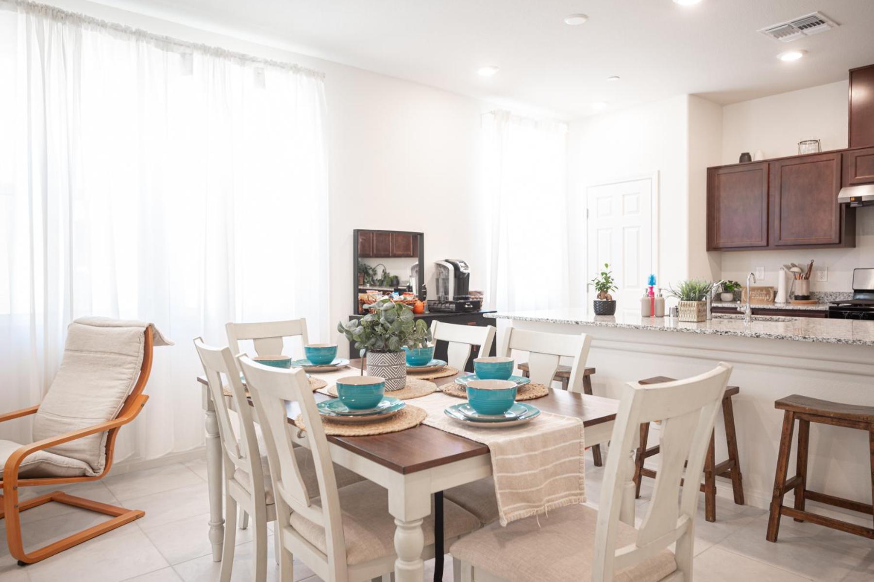 Beautiful Brand New 2 Bedroom Vegas Home! Fits 12 Or More,15-20 Minutes From Lv Strip Apartamento *