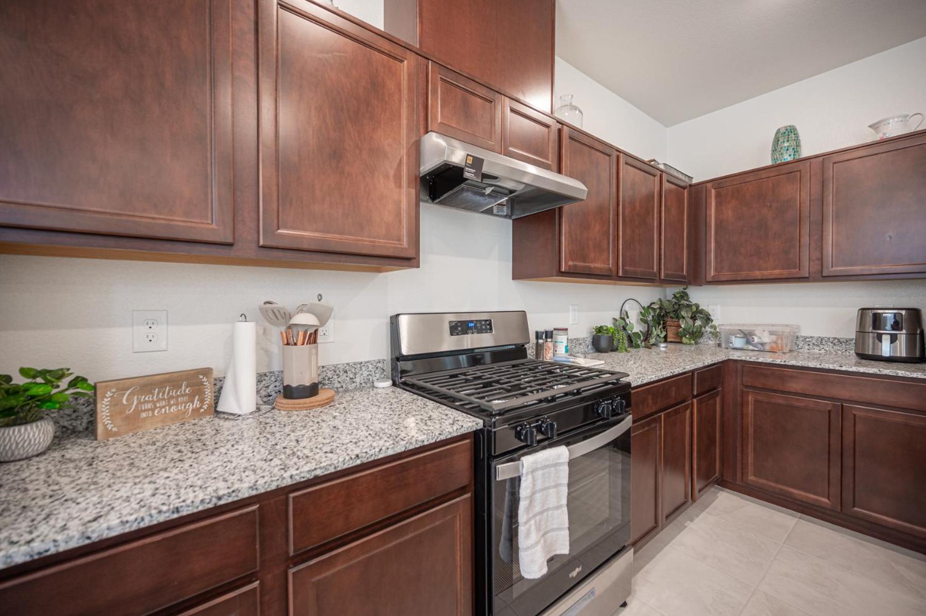 Beautiful Brand New 2 Bedroom Vegas Home! Fits 12 Or More,15-20 Minutes From Lv Strip Apartamento *