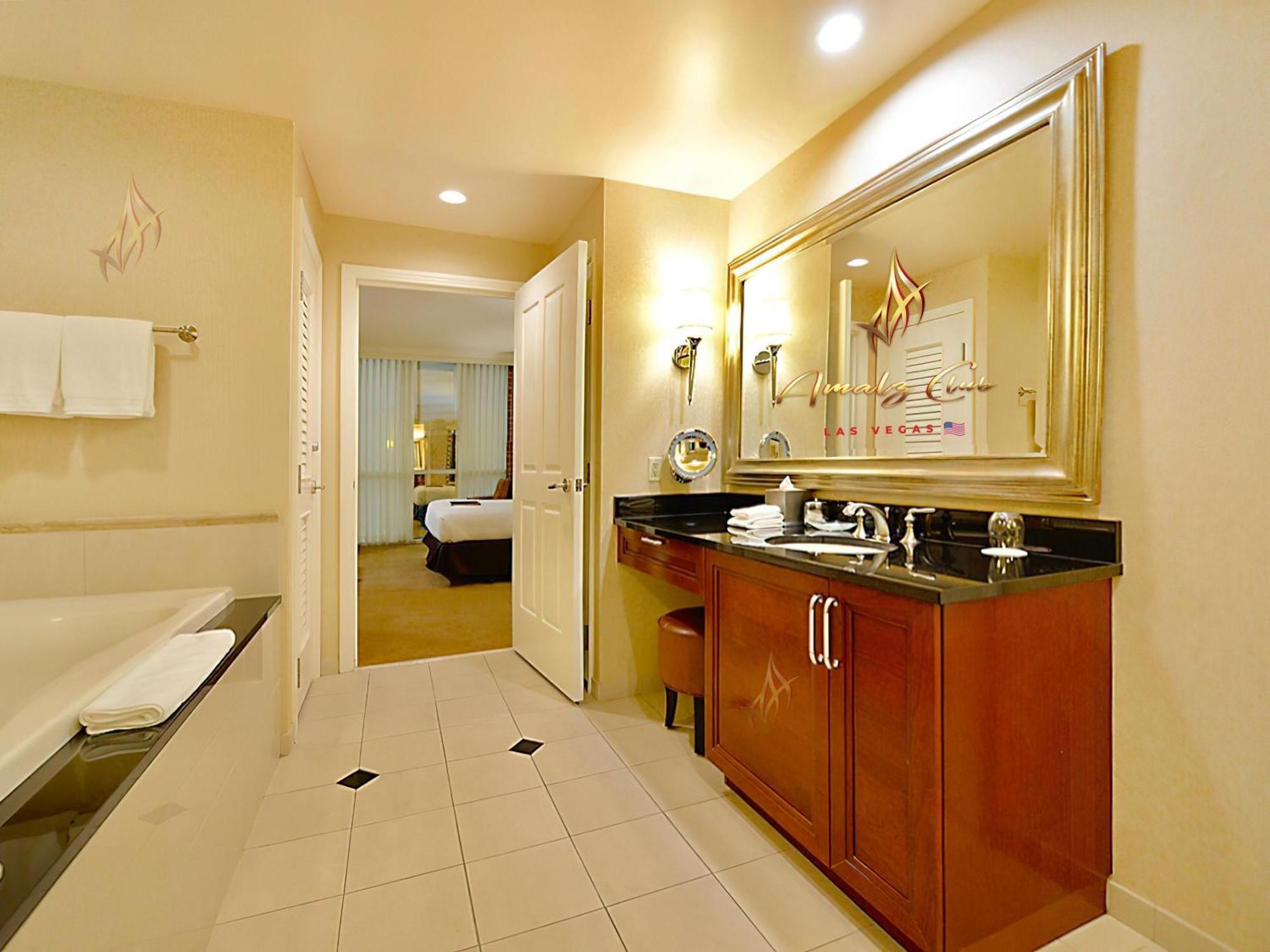 Apartahotel Amalz Collection At Mgm Signature !