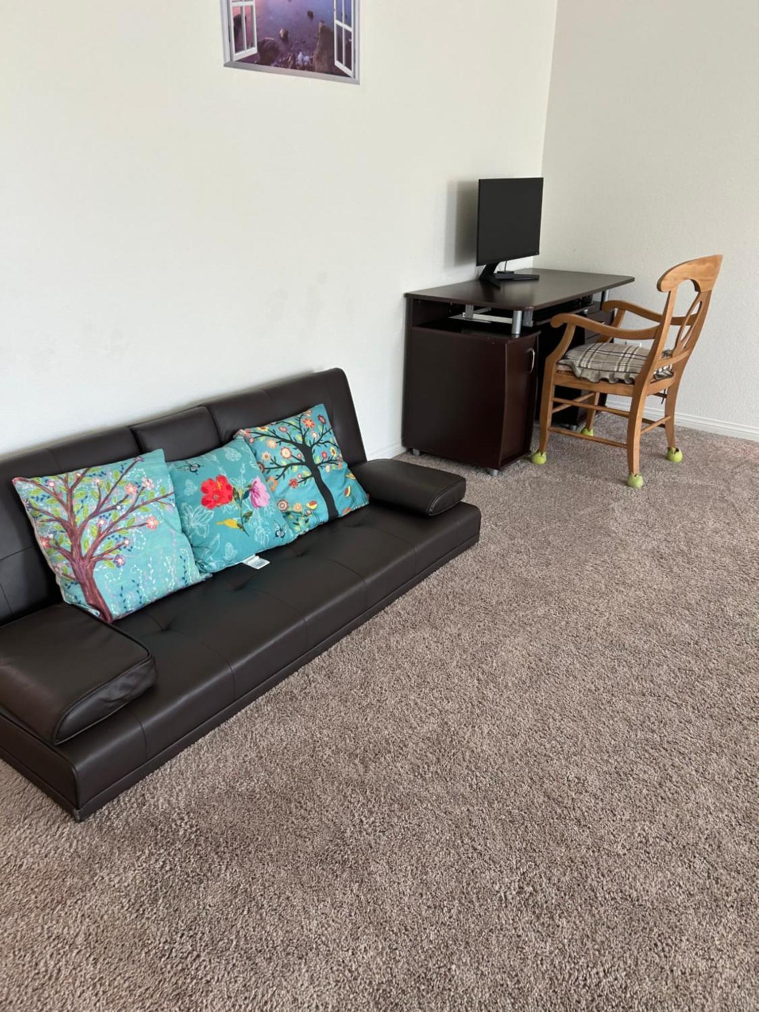 Spacious House, 5 Bedrooms, Sleeps 12, Near Vegas Strip And Airport *